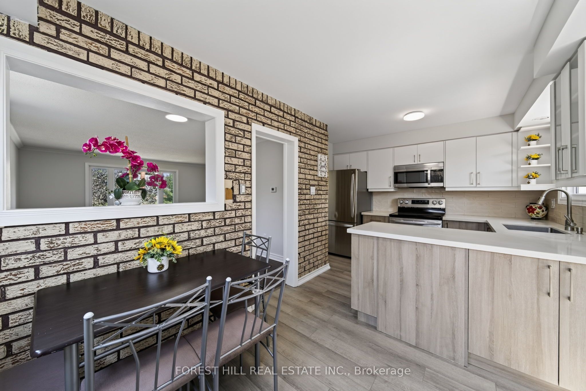 63 Springdale Drive Property Photo 14