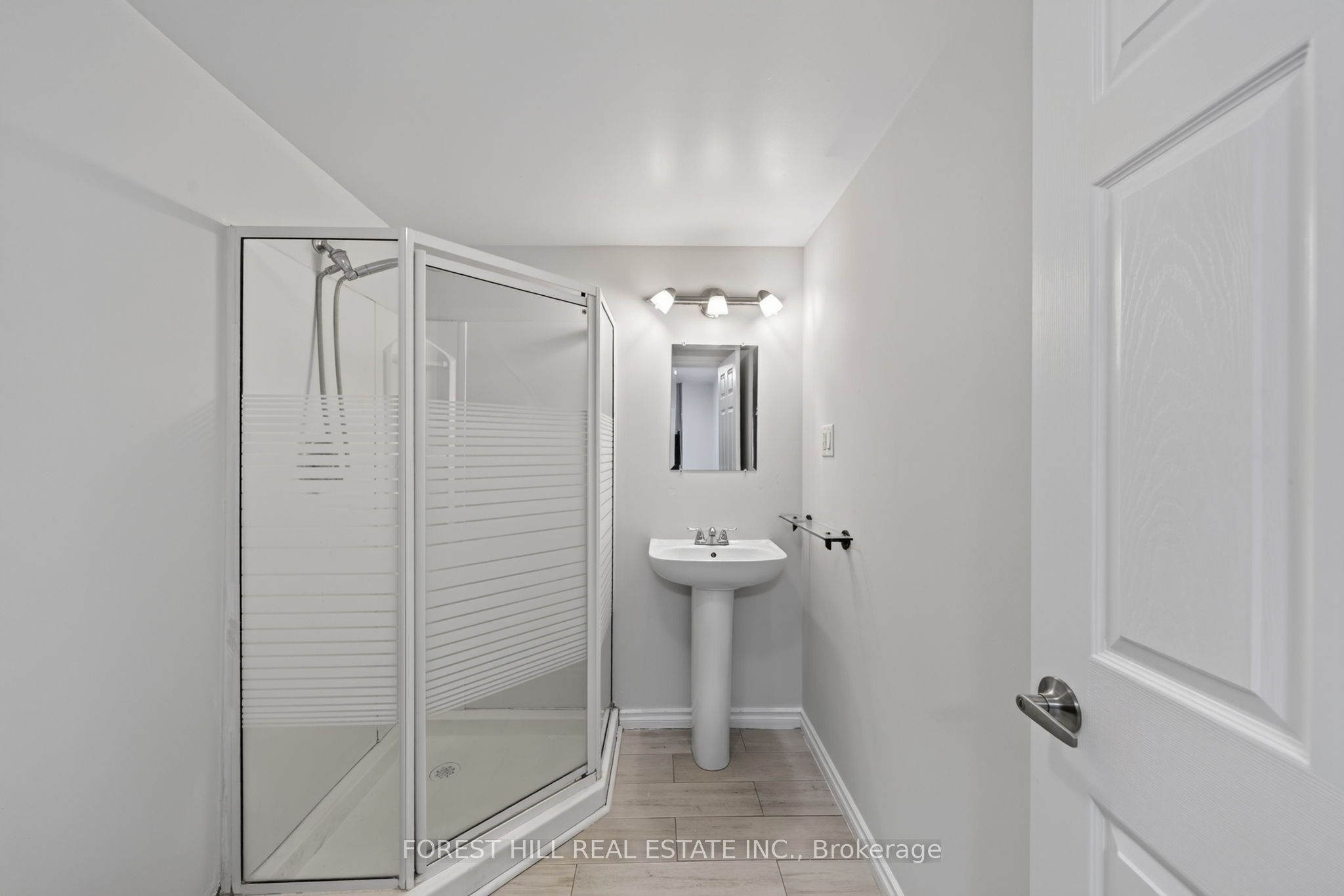 63 Springdale Drive Property Photo 24