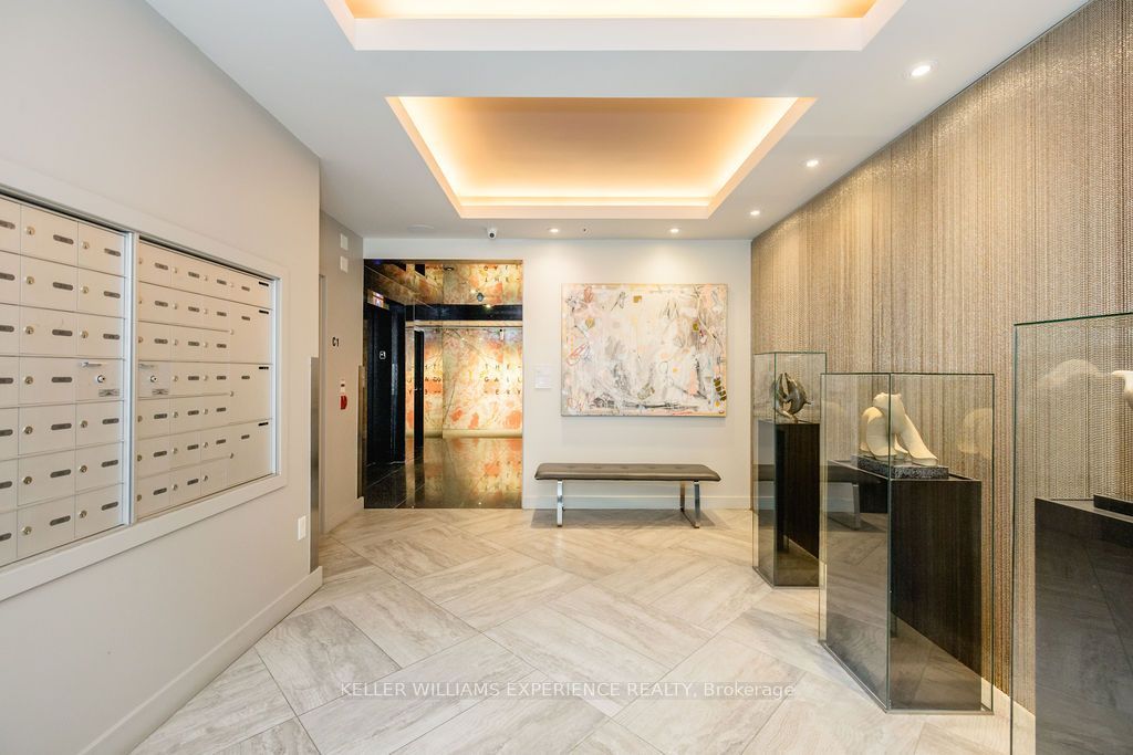 300 Essa Road E 201 Property Photo 4