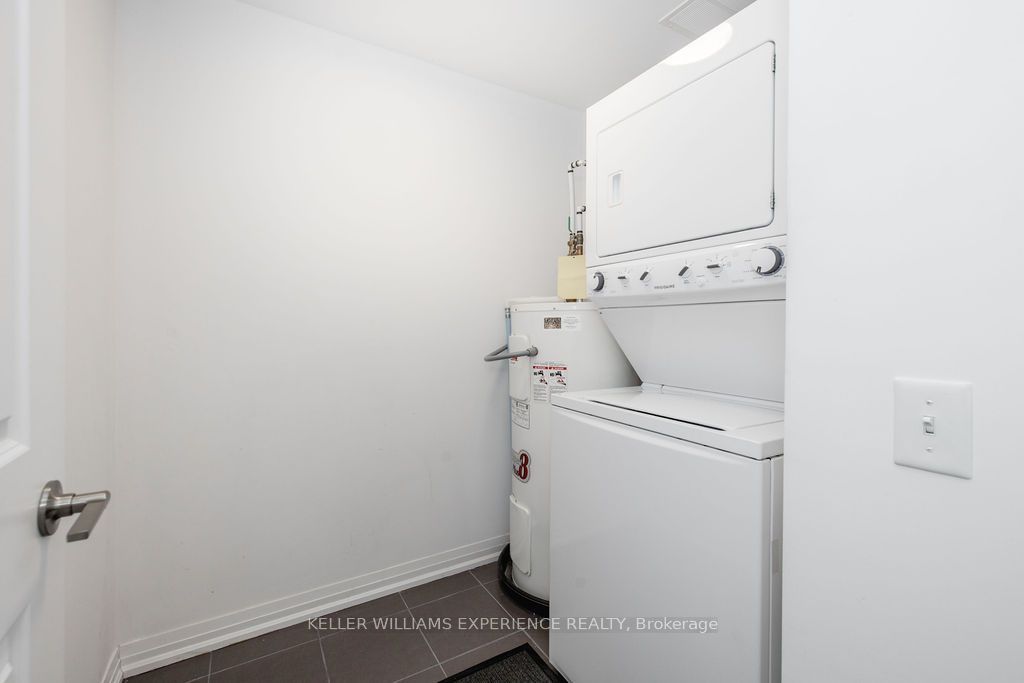300 Essa Road E 201 Property Photo 8