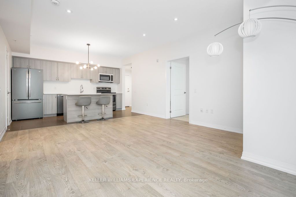 300 Essa Road E 201 Property Photo 12