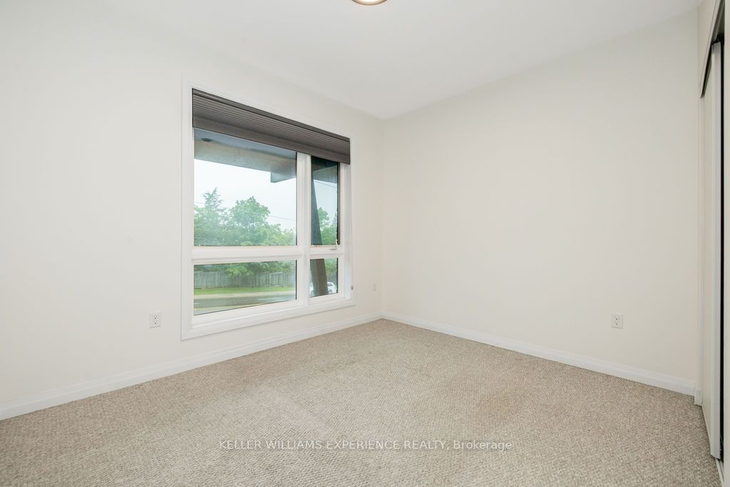 300 Essa Road E 201 Property Photo 21