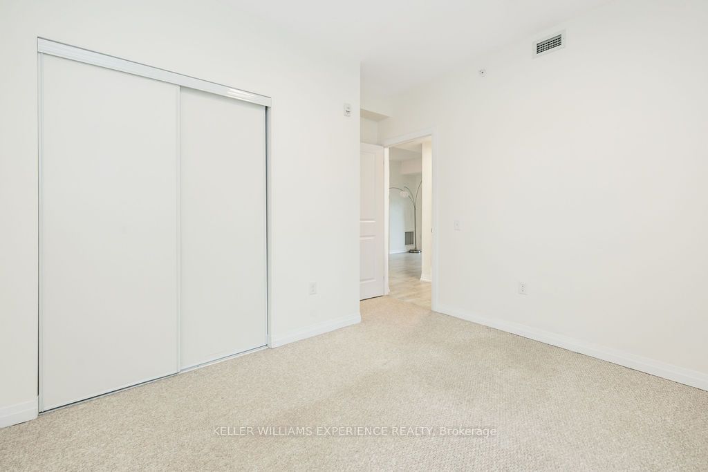 300 Essa Road E 201 Property Photo 23