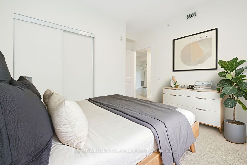 300 Essa Road E 201 Property Photo 24