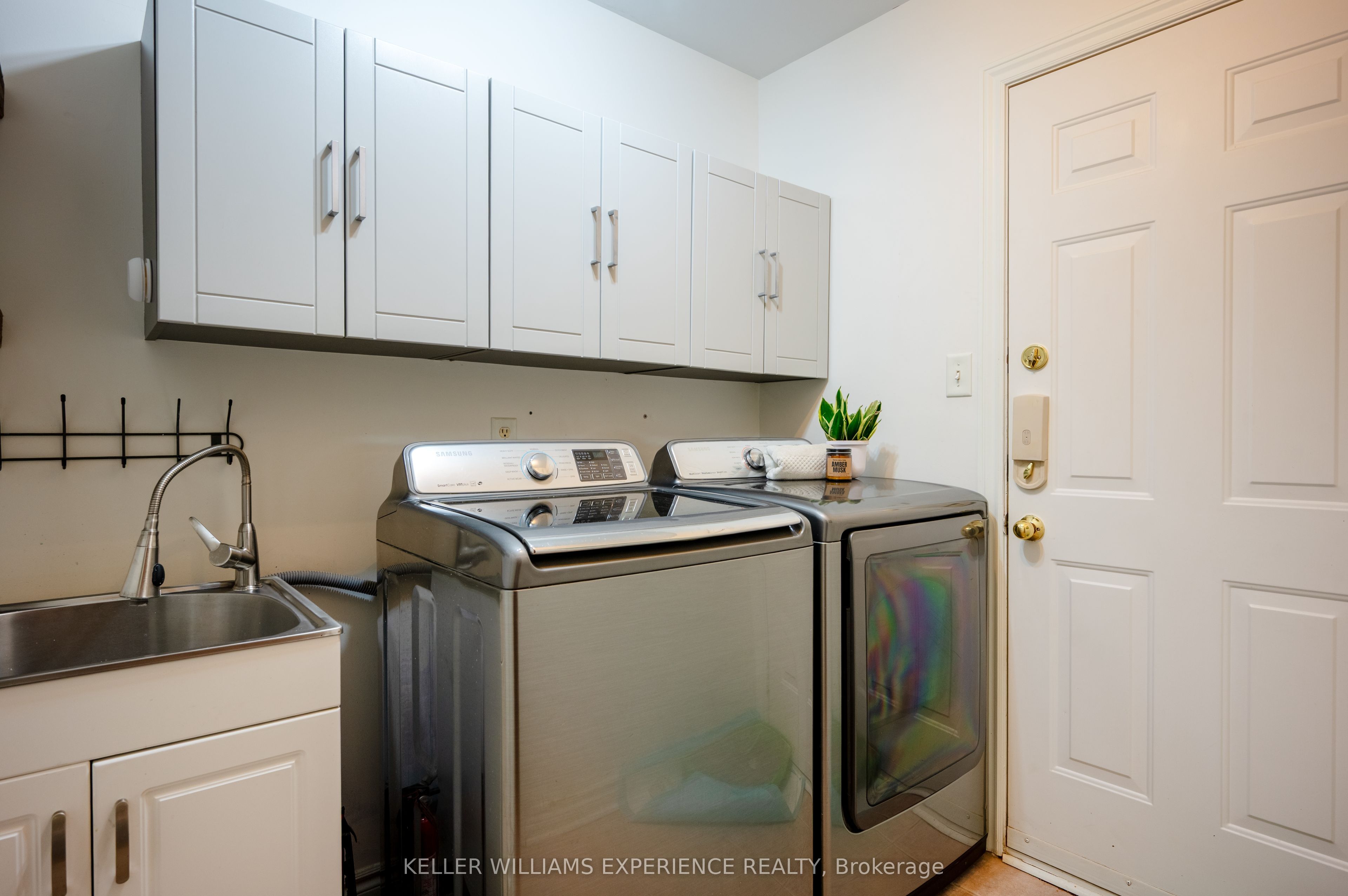 43 Dunnett Drive Property Photo 28