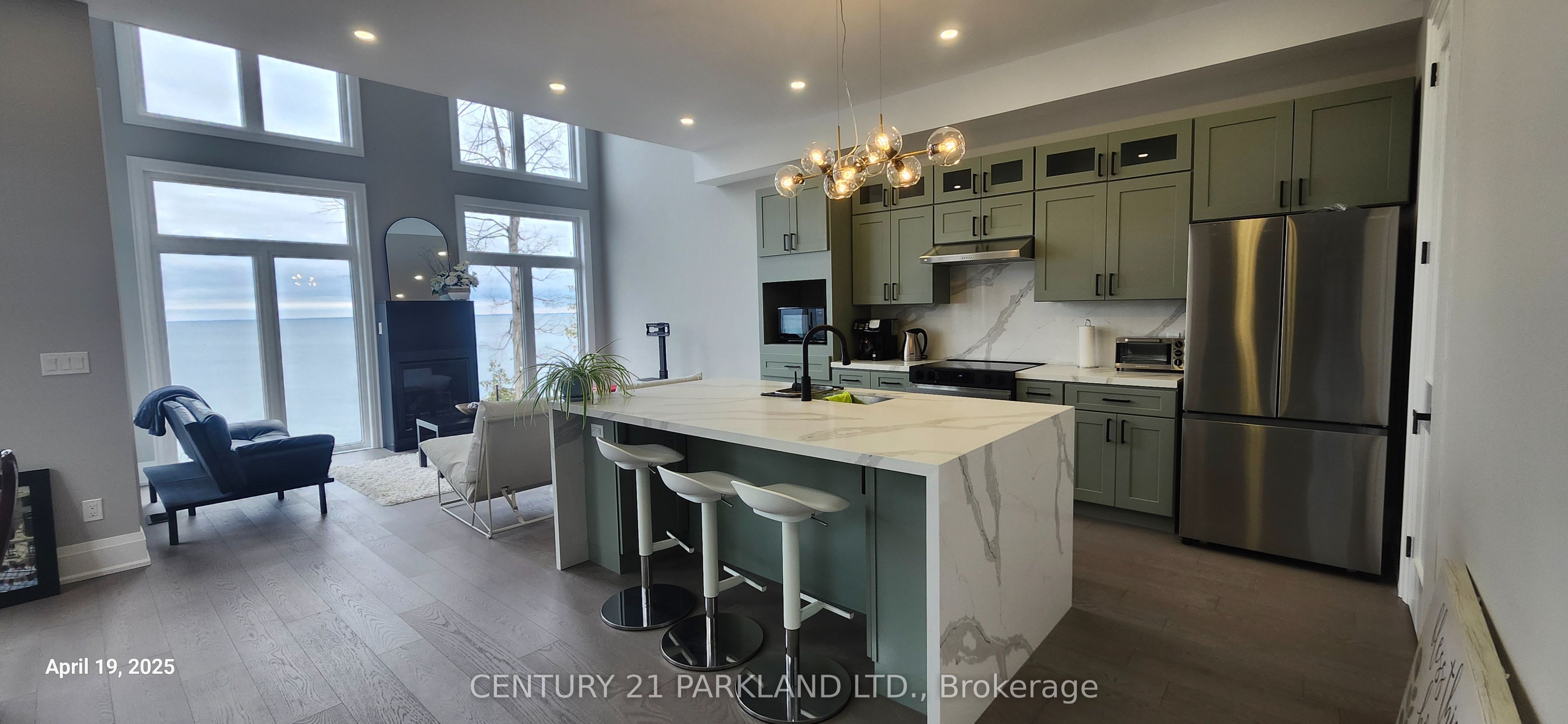 15 Stanley Avenue Property Photo 6