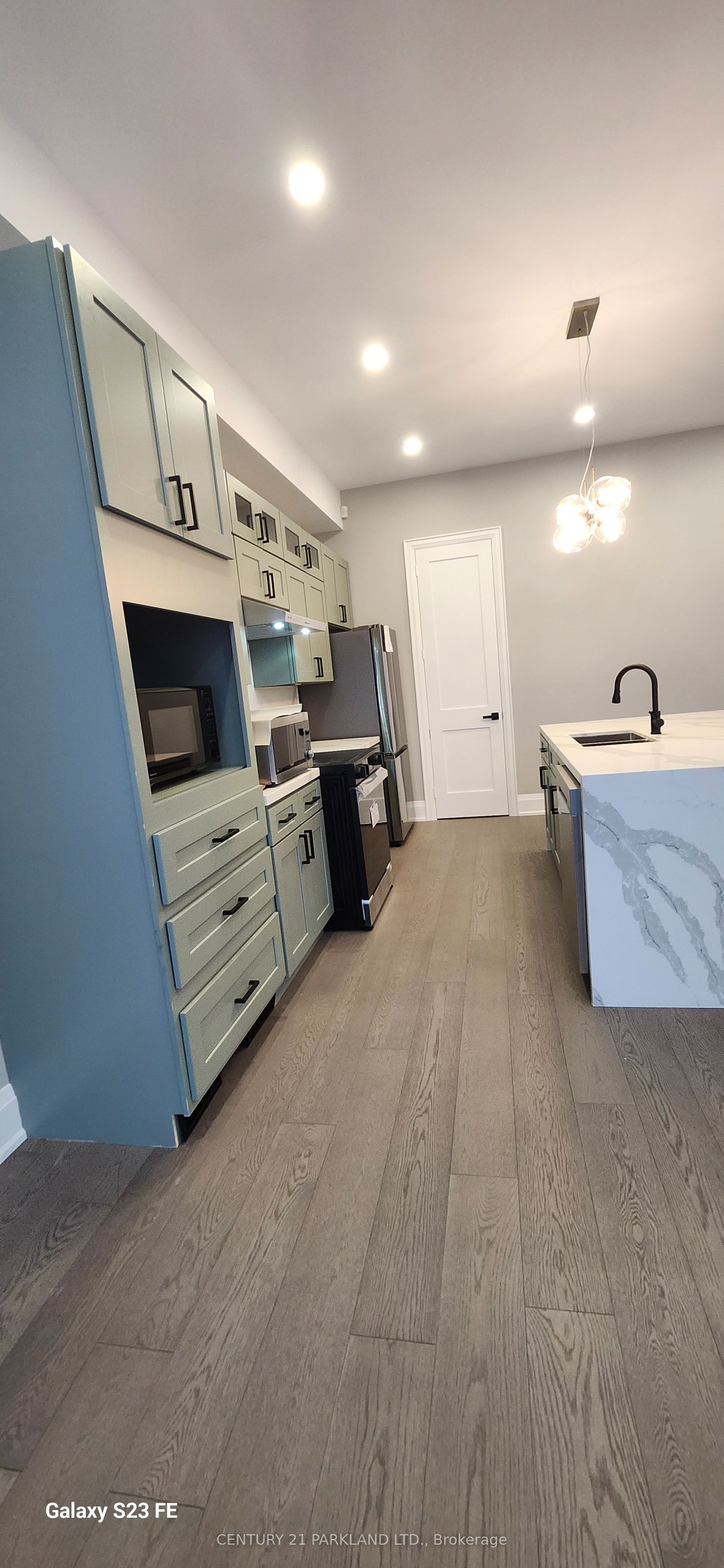 15 Stanley Avenue Property Photo 8