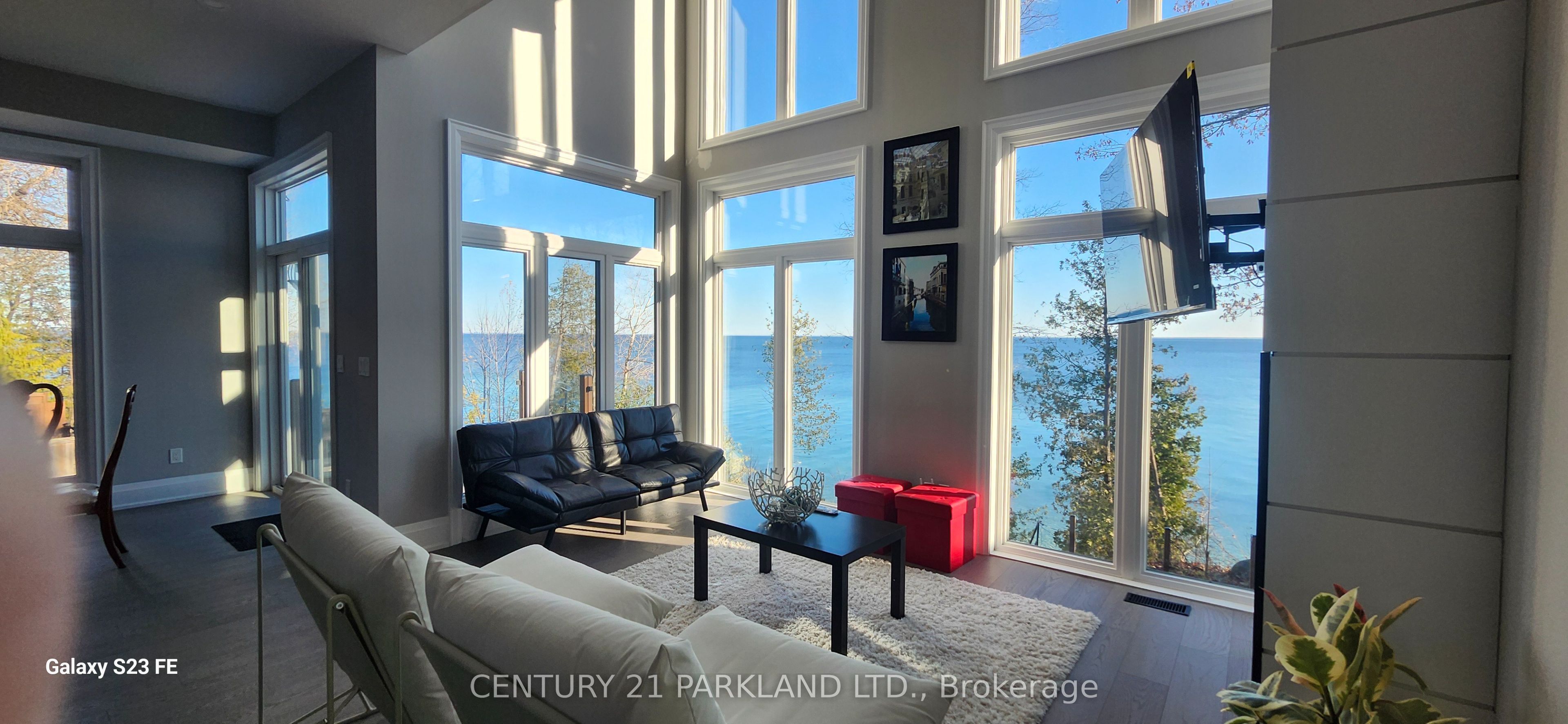 15 Stanley Avenue Property Photo 15