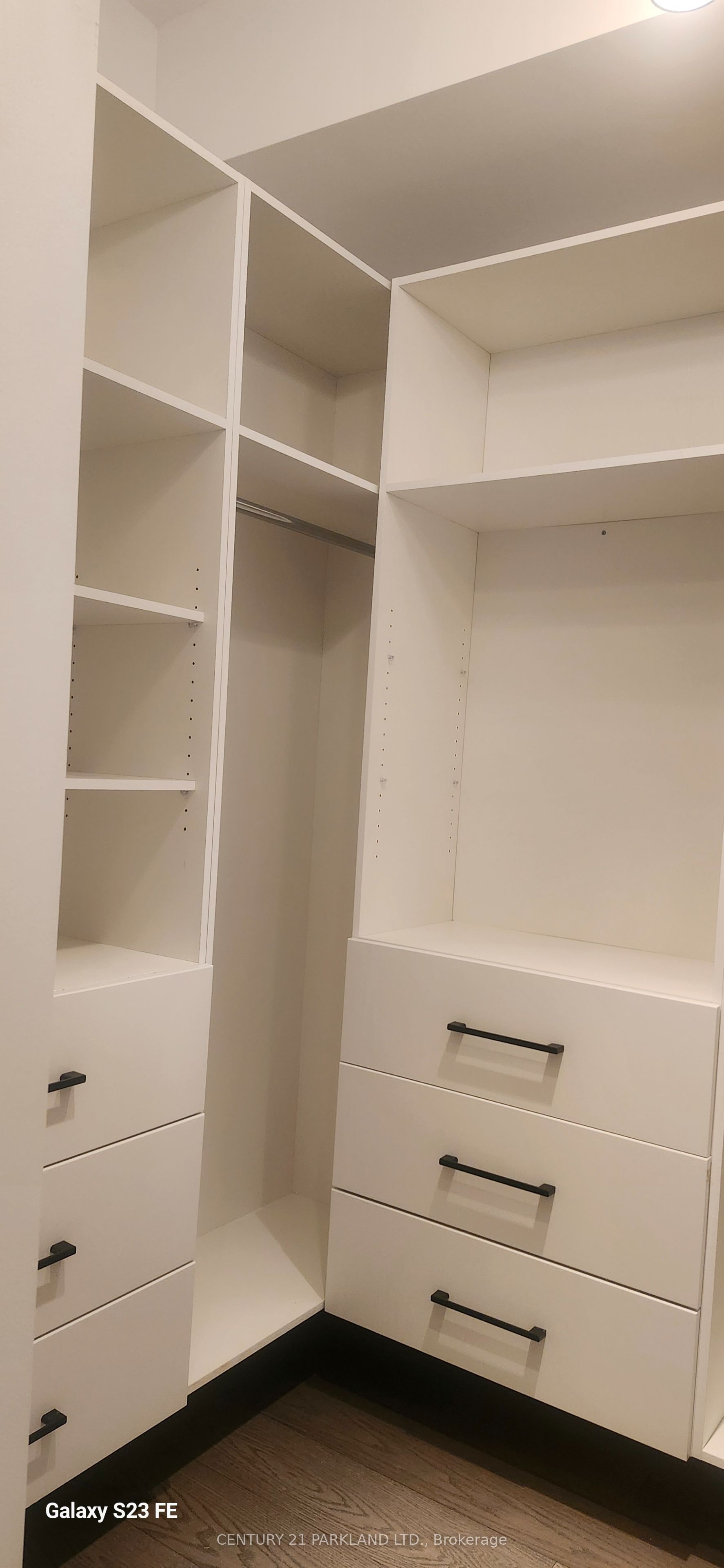 15 Stanley Avenue Property Photo 26