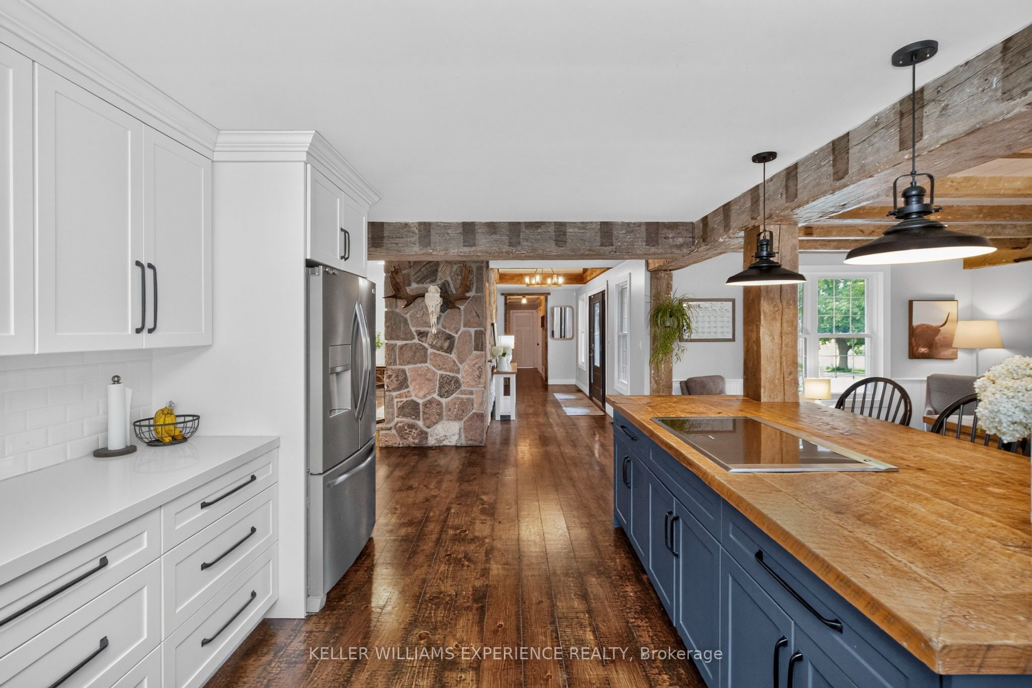 320 6 Concession E Property Photo 11
