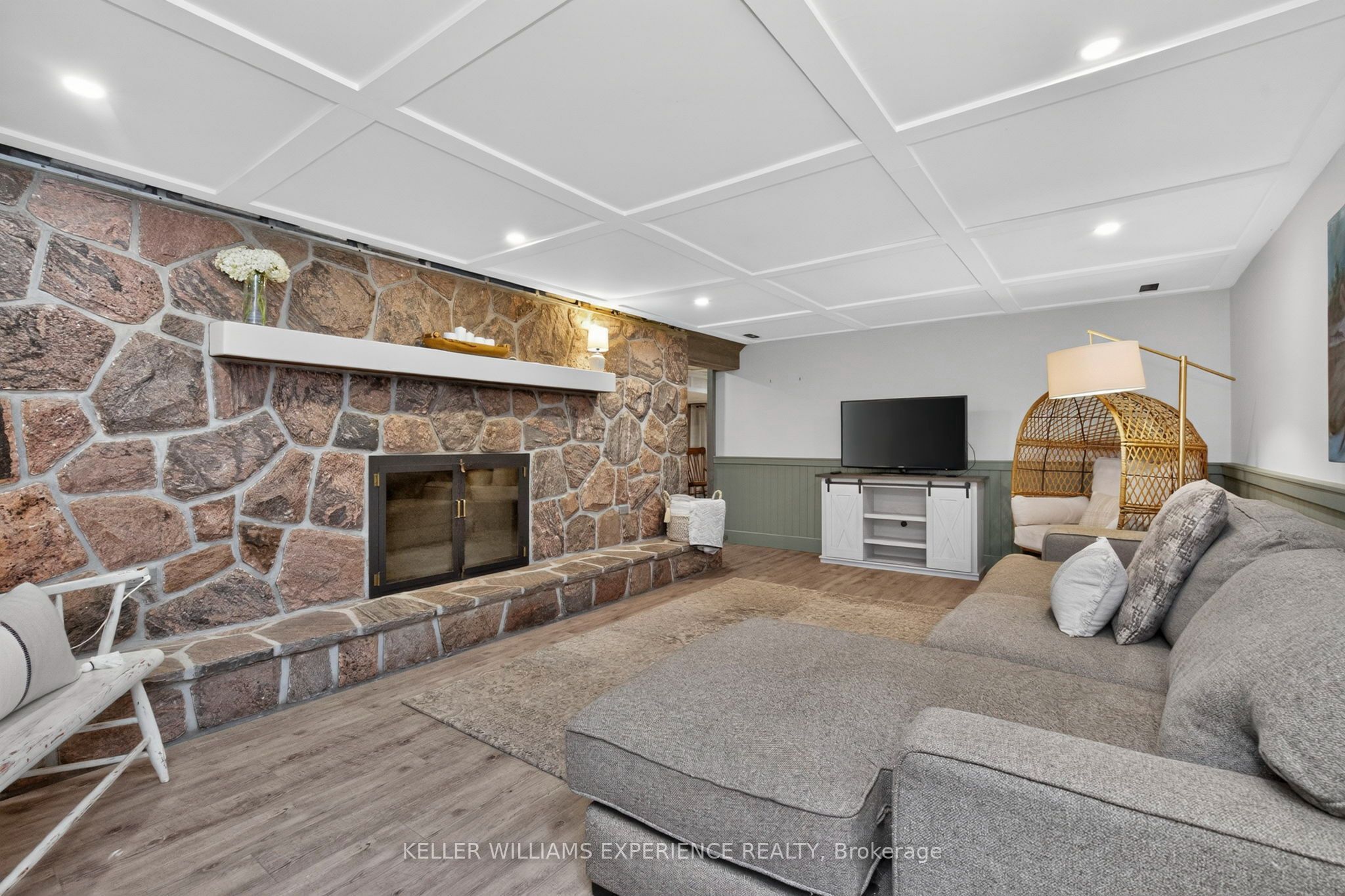 320 6 Concession E Property Photo 27