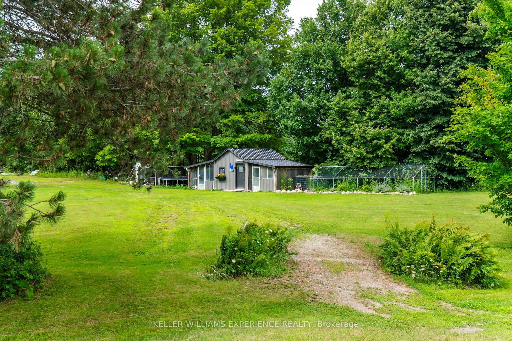 320 6 Concession E Property Photo 40
