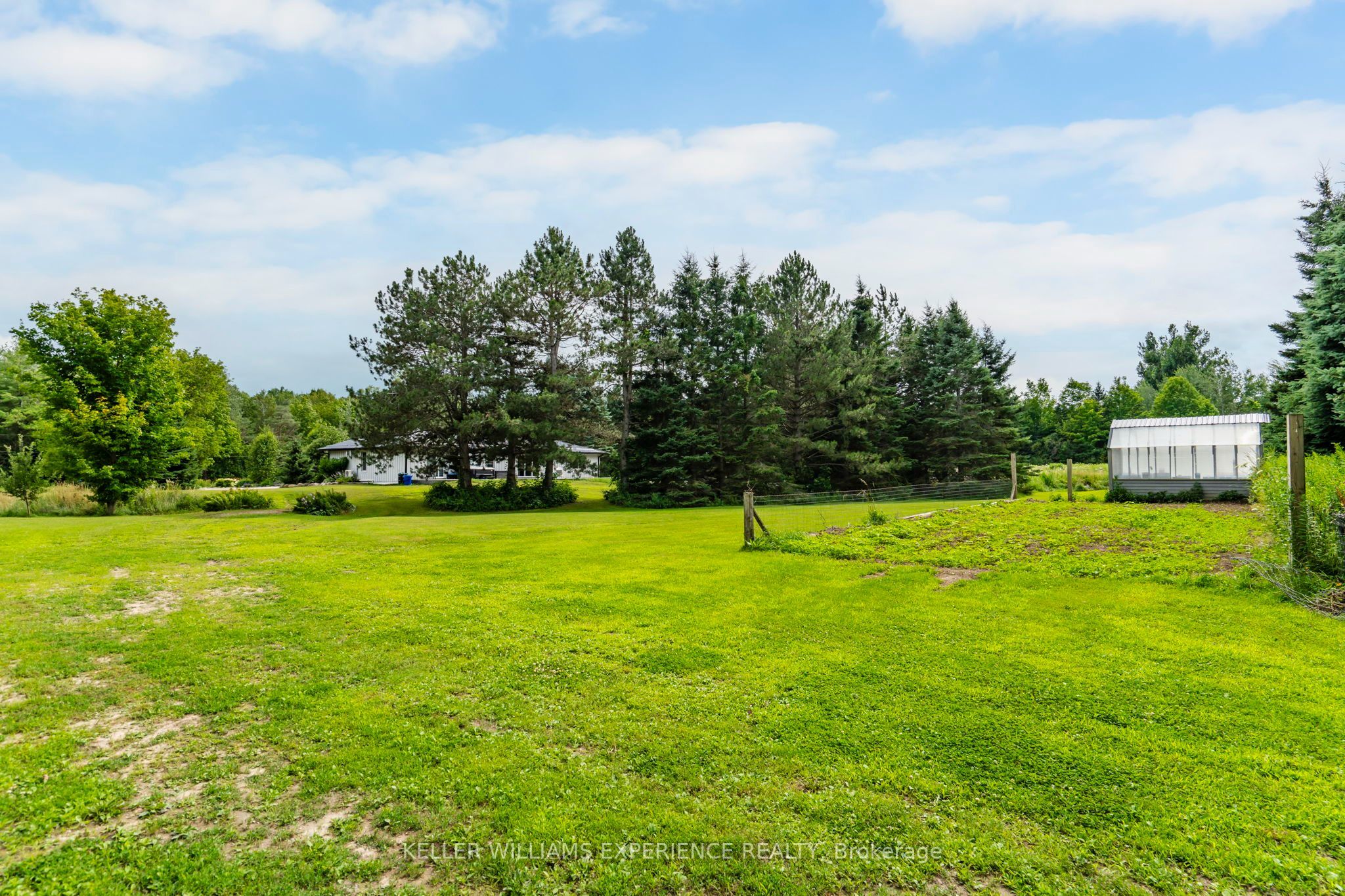 320 6 Concession E Property Photo 44