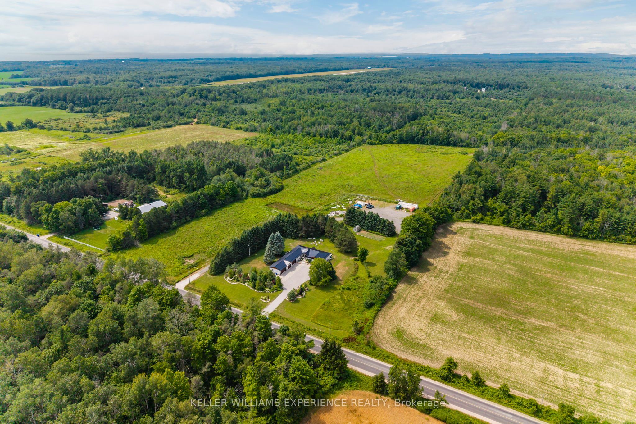 320 6 Concession E Property Photo 48