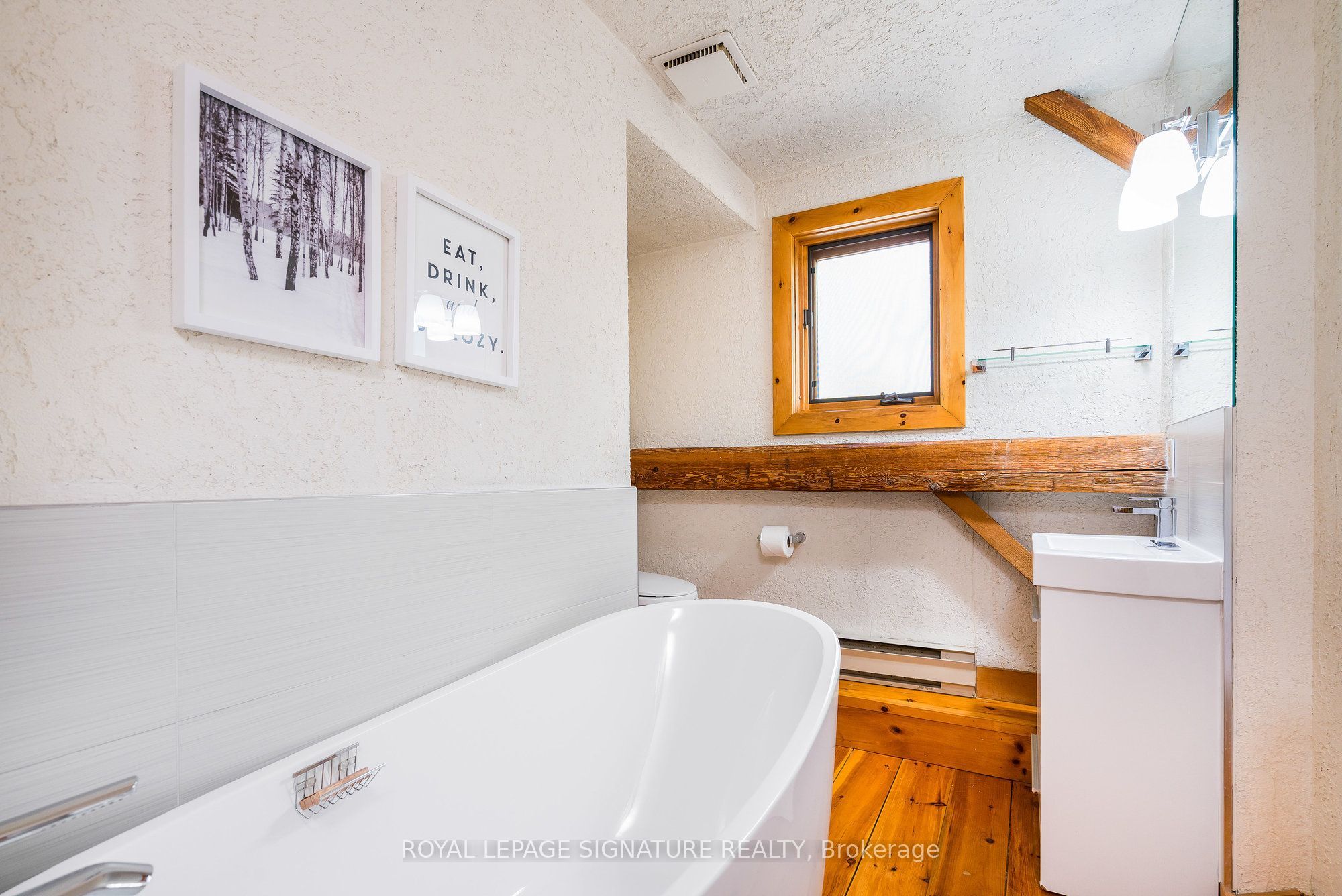 22 Newton Way Property Photo 31