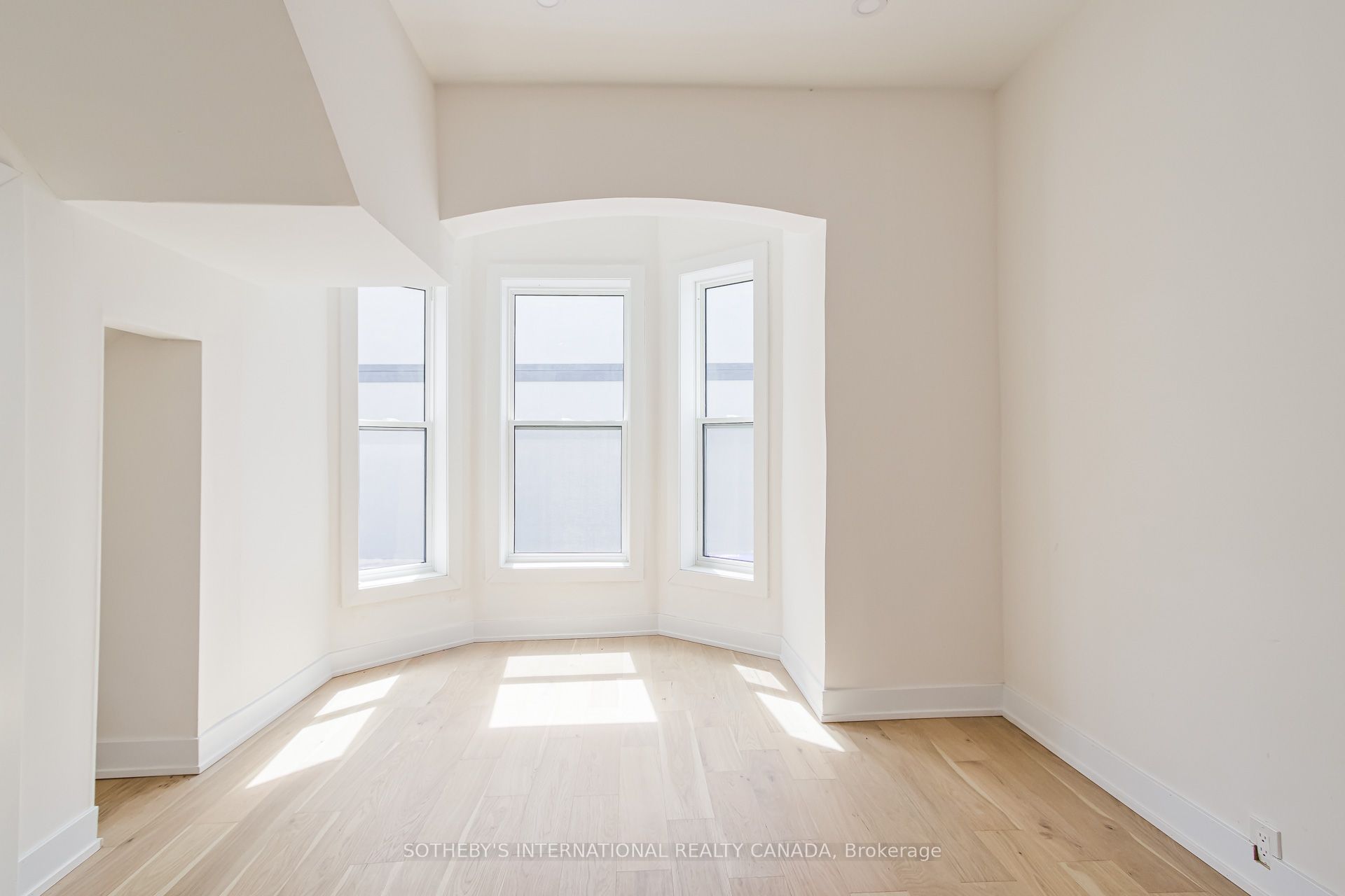 64 Birch Street Property Photo 9