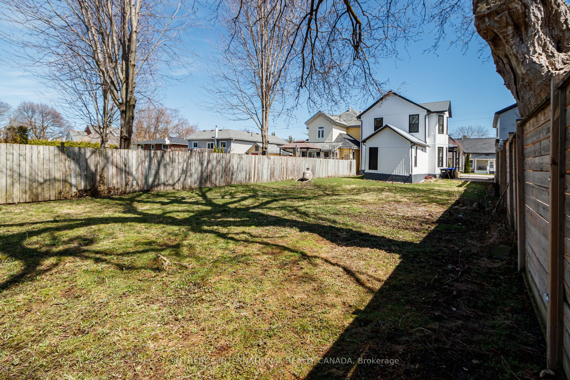 64 Birch Street Property Photo 38
