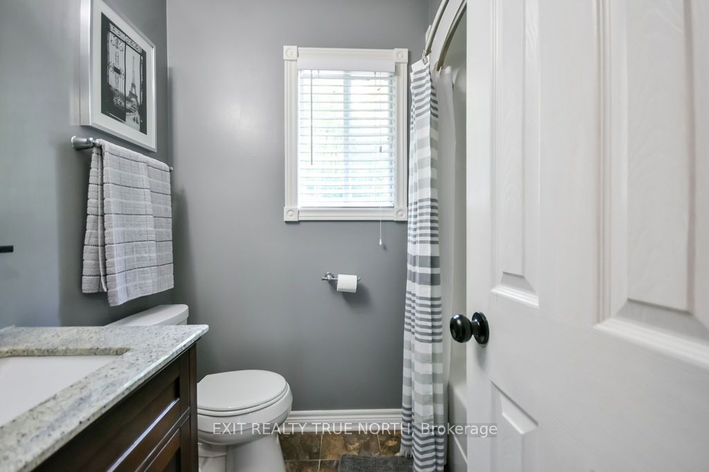 3889 Baseline Road Property Photo 21