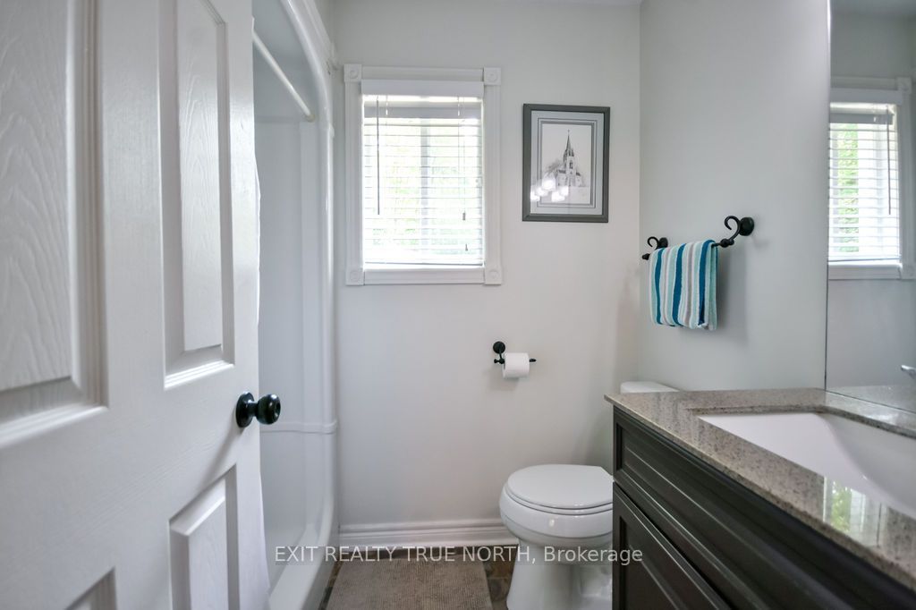 3889 Baseline Road Property Photo 24