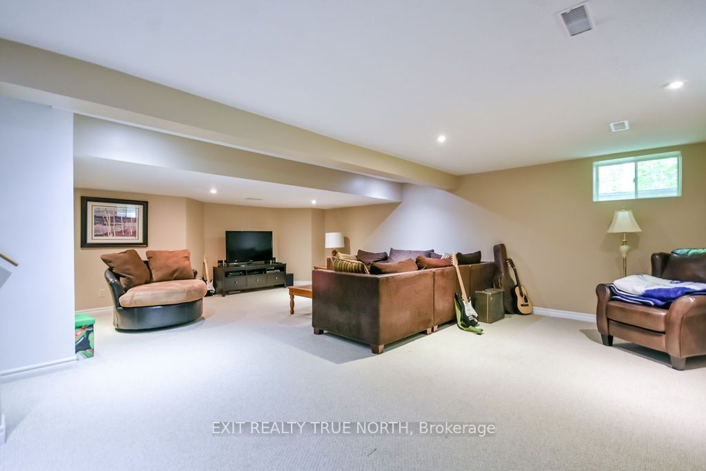 3889 Baseline Road Property Photo 26
