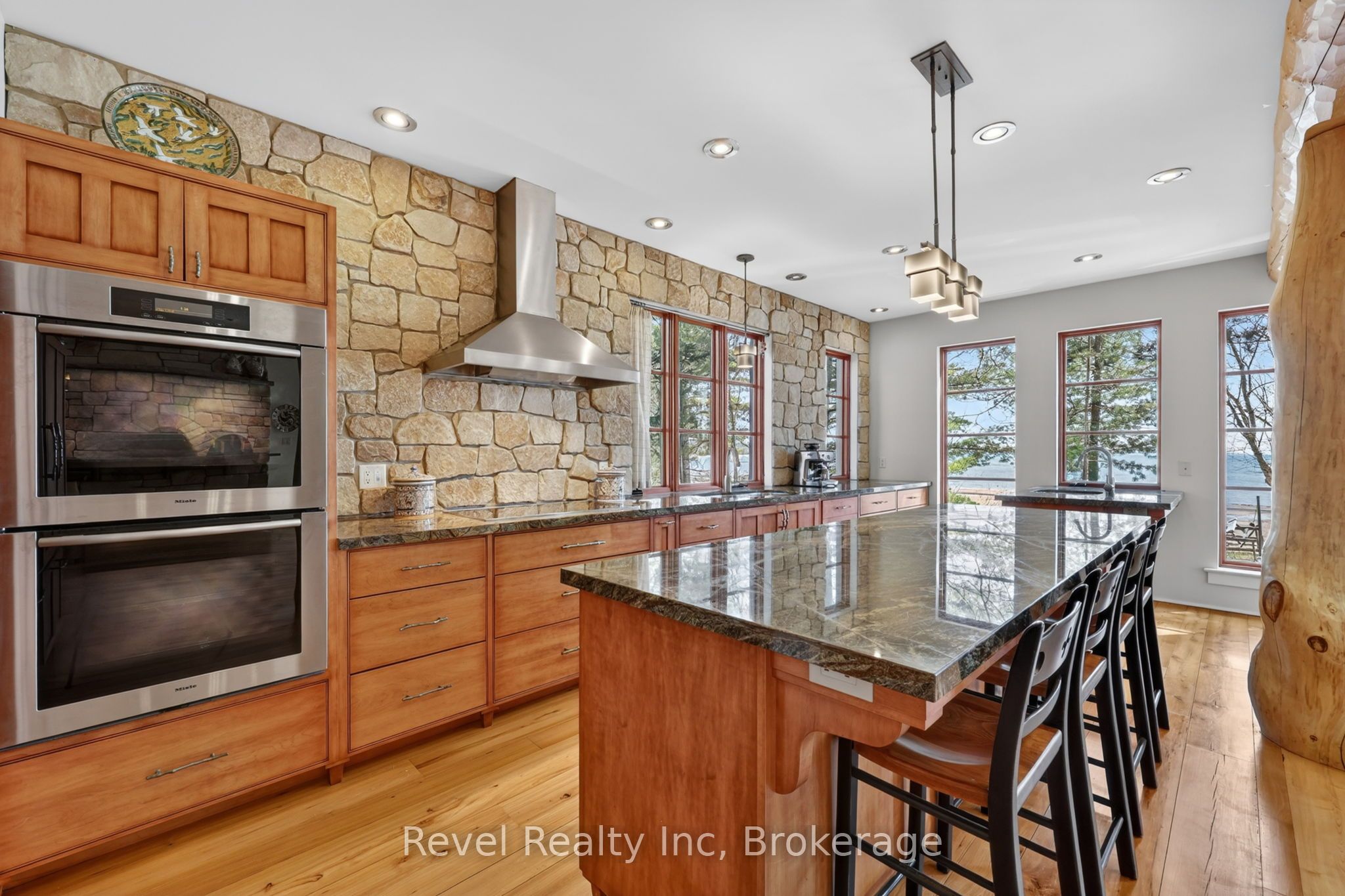 12 Walker Road Property Photo 16