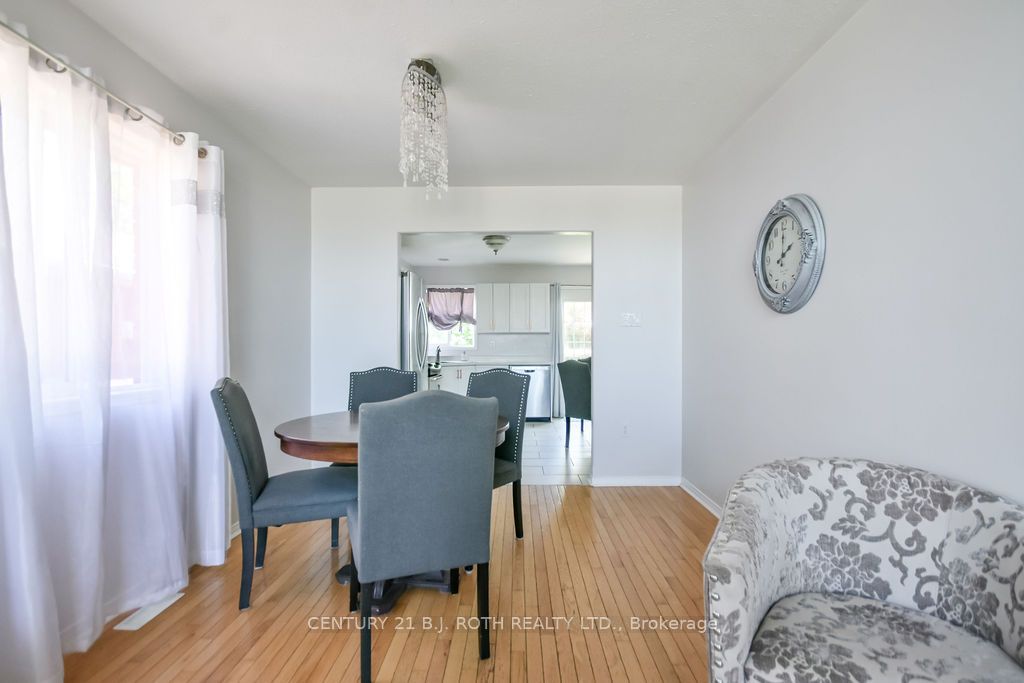 53 Forest Dale Drive Property Photo 7