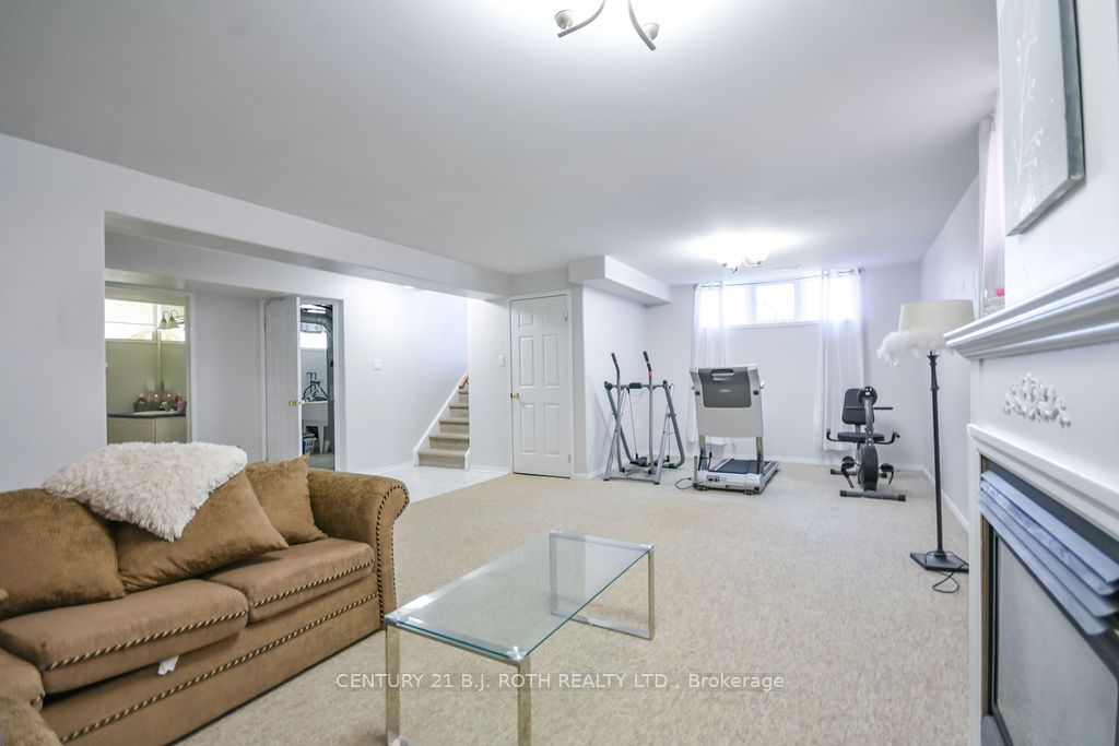 53 Forest Dale Drive Property Photo 21
