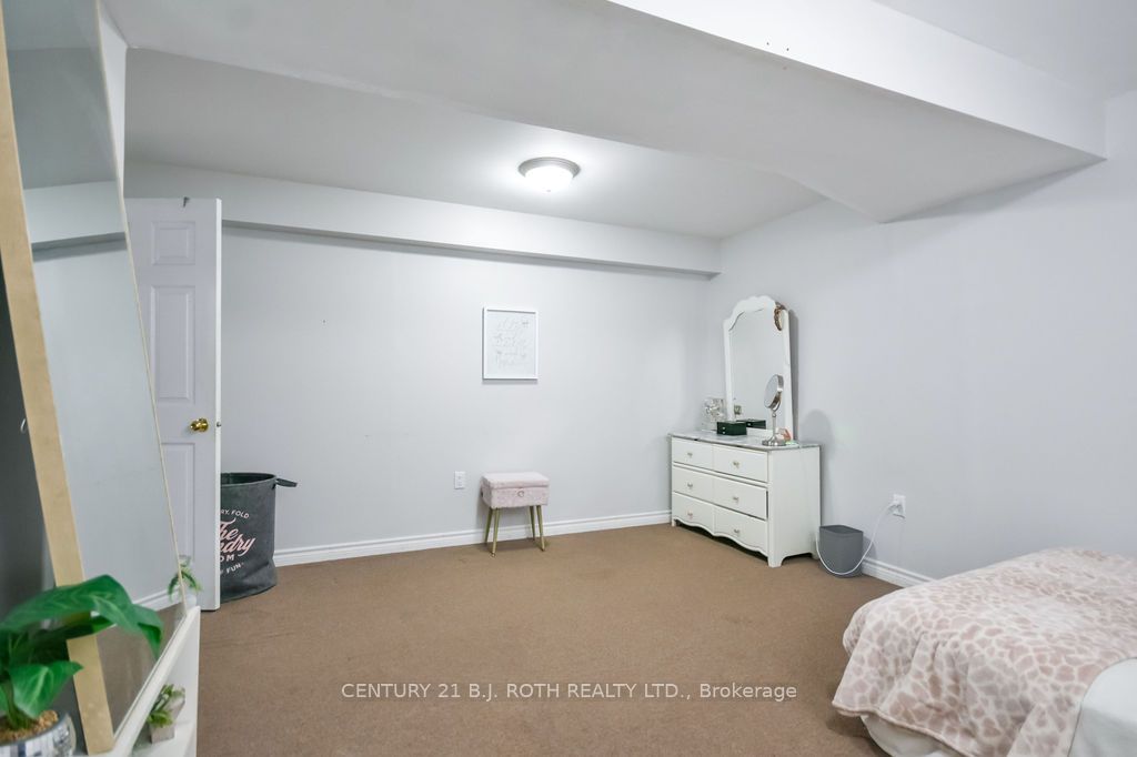 53 Forest Dale Drive Property Photo 23