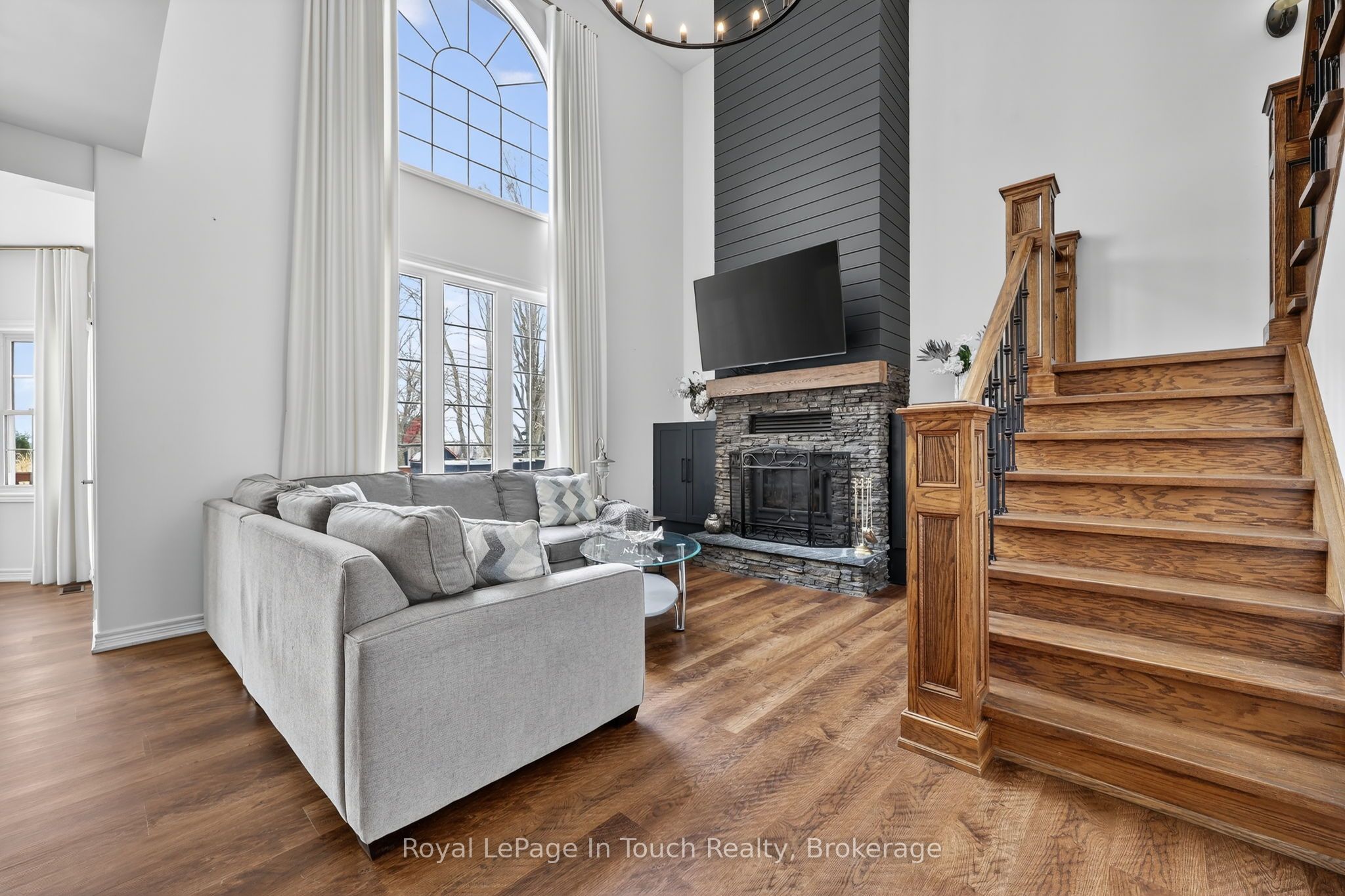 3225 10 Line N Property Photo 5