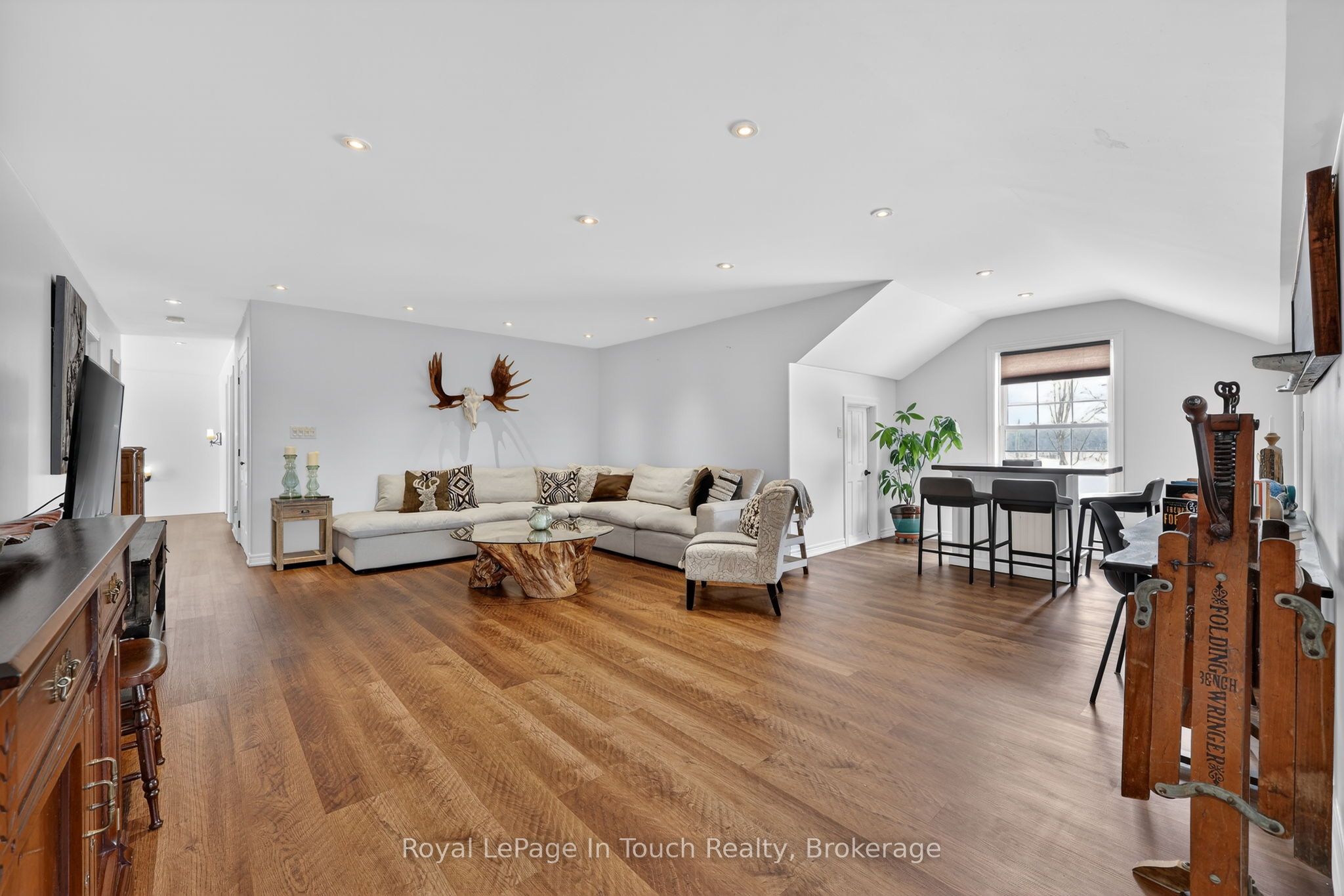 3225 10 Line N Property Photo 17