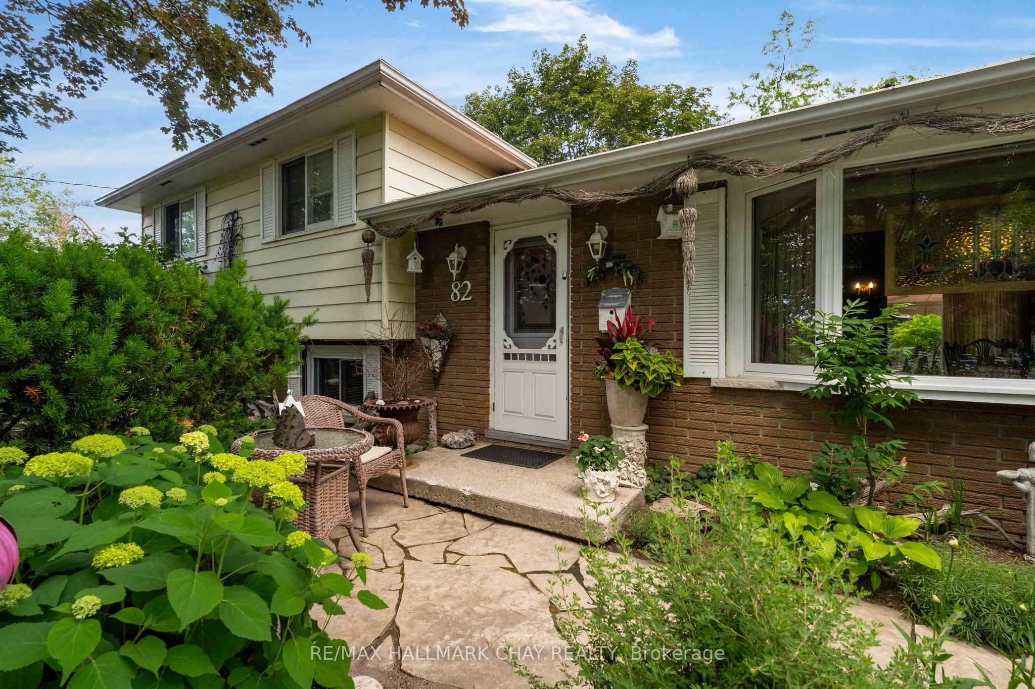 82 Fourth Street Property Photo 4