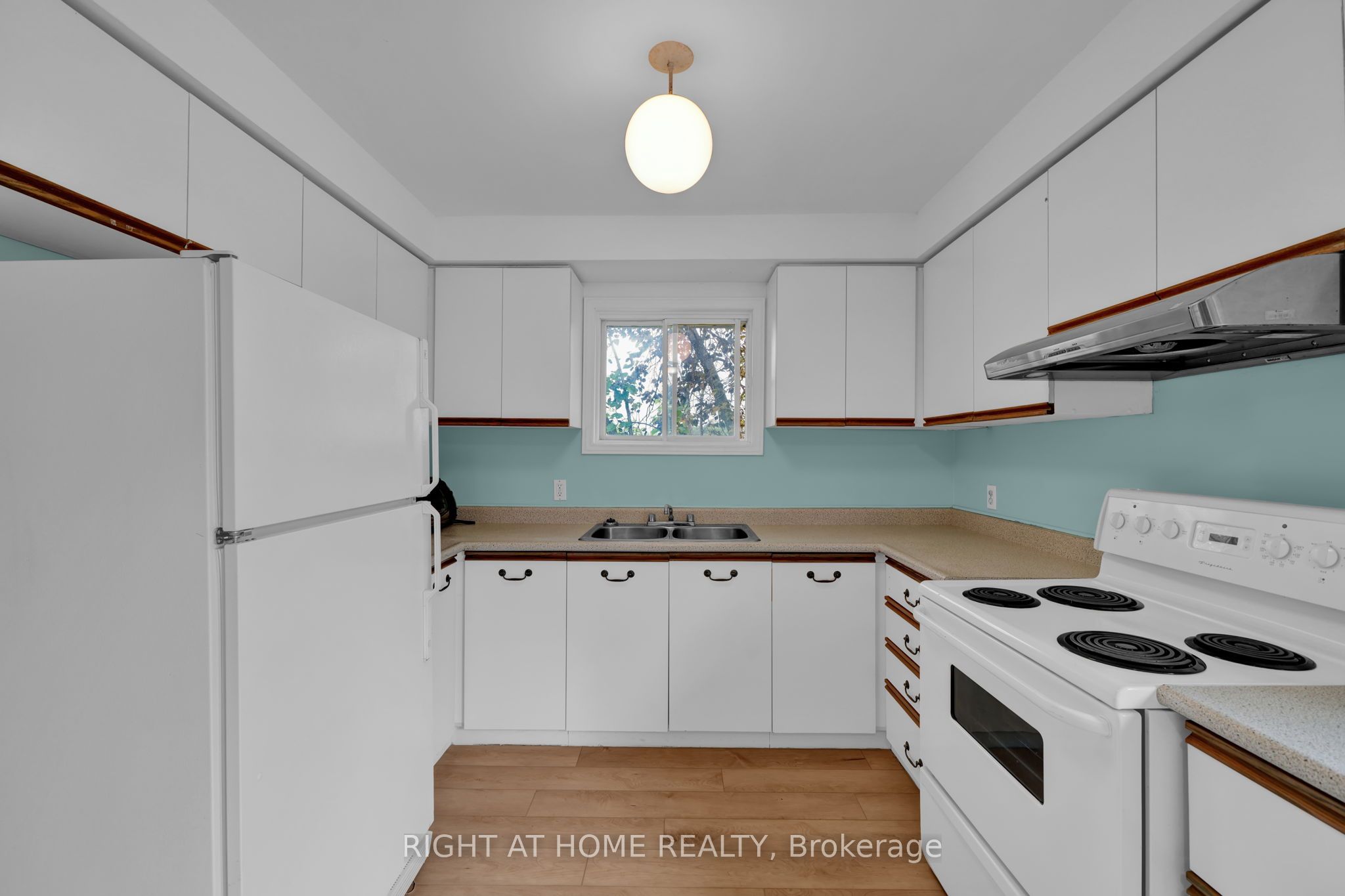 138 45th Street N Property Photo 6