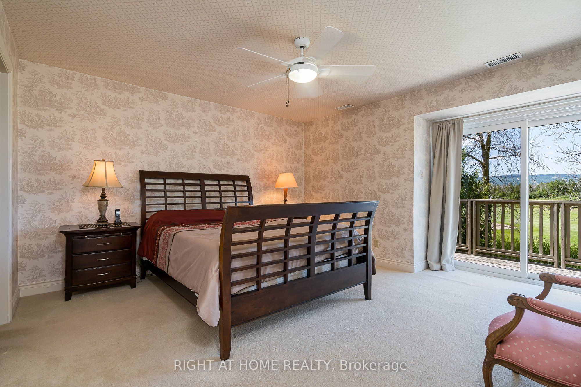 569 Oxbow Crescent Property Photo 19