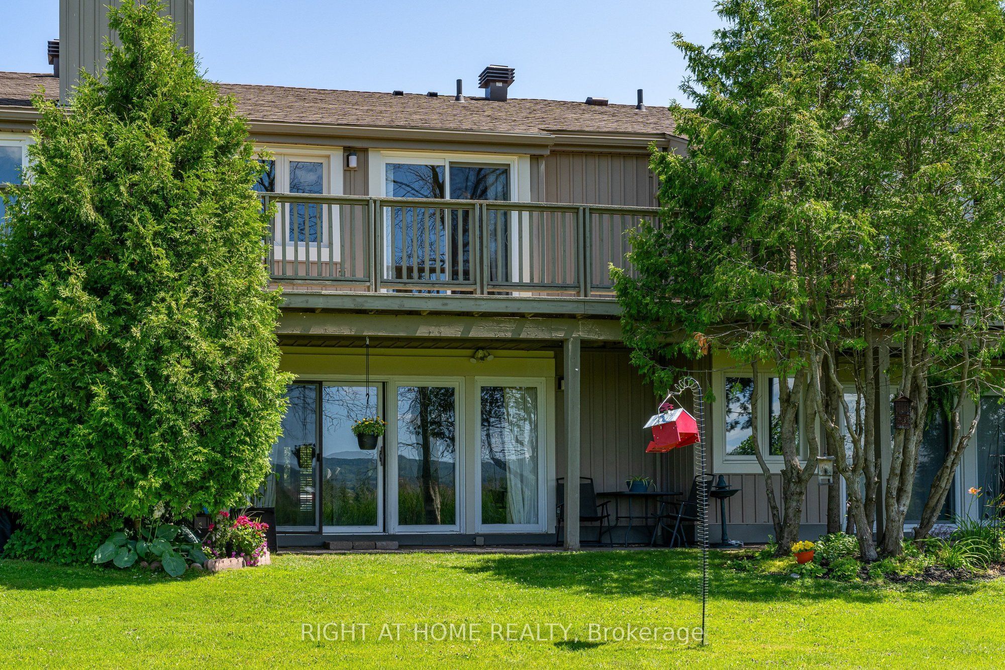 569 Oxbow Crescent Property Photo 30