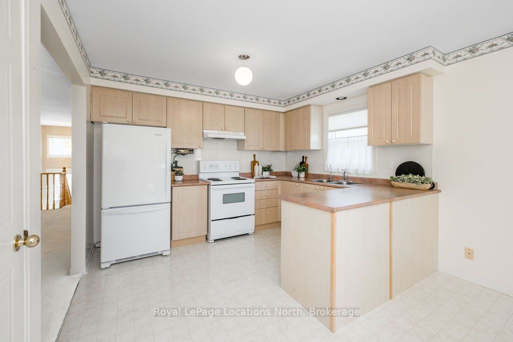 31 Brouwer Crescent Property Photo 11
