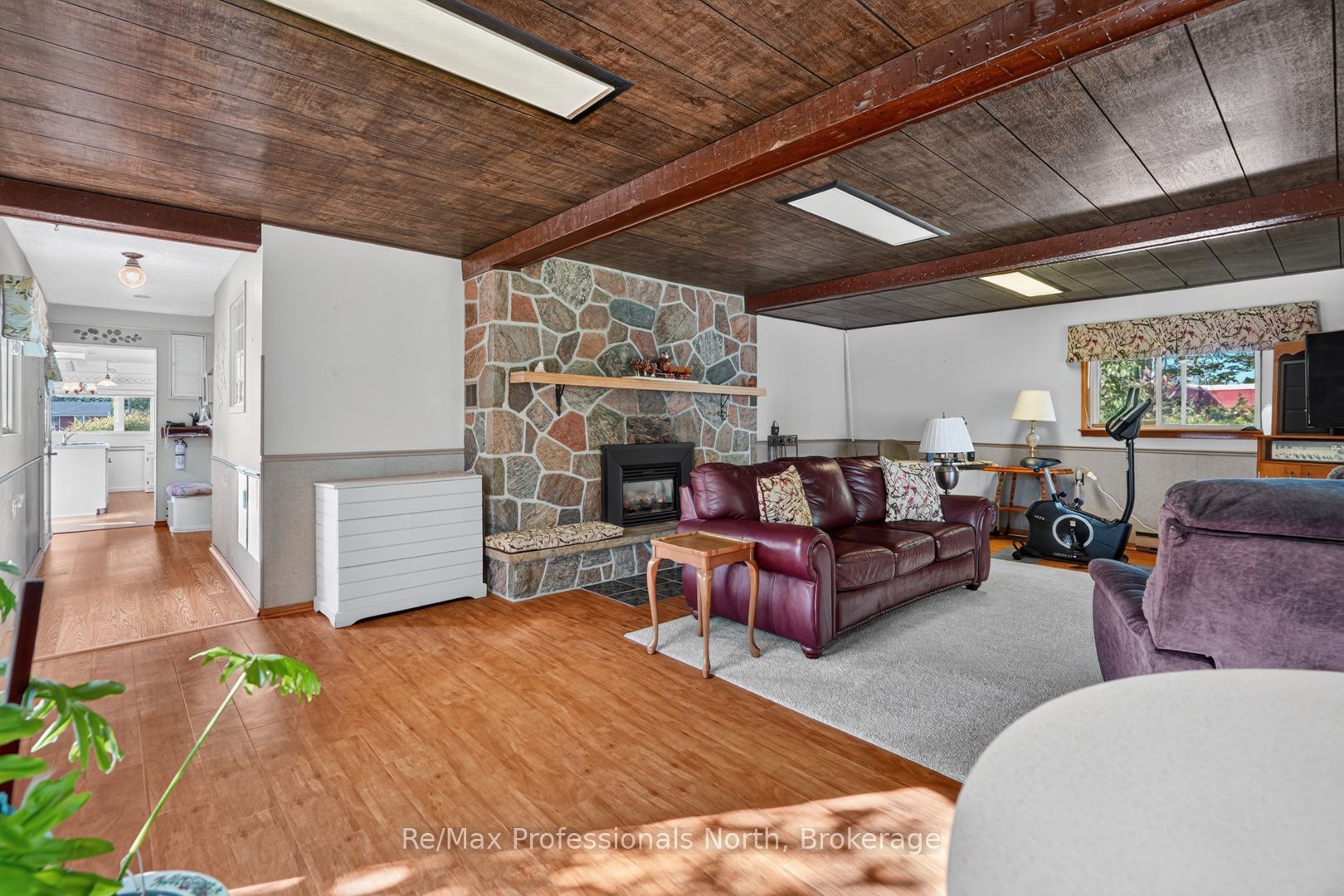 2381 11 Highway Property Photo 18