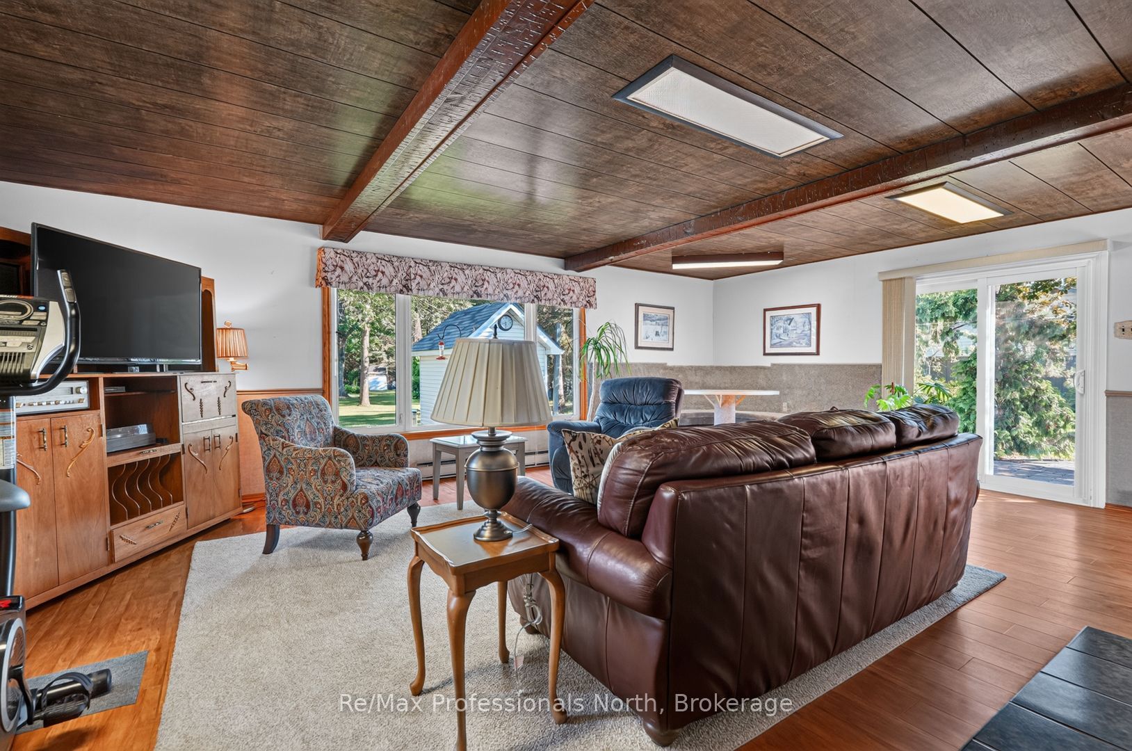 2381 11 Highway Property Photo 20