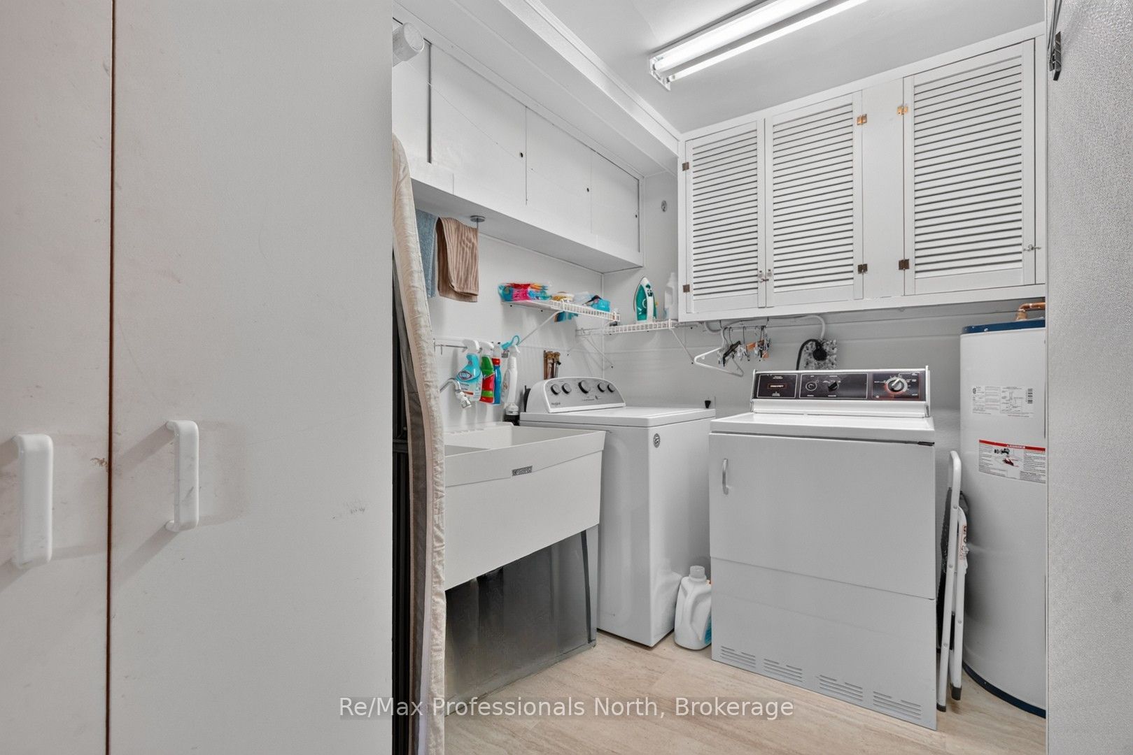 2381 11 Highway Property Photo 26
