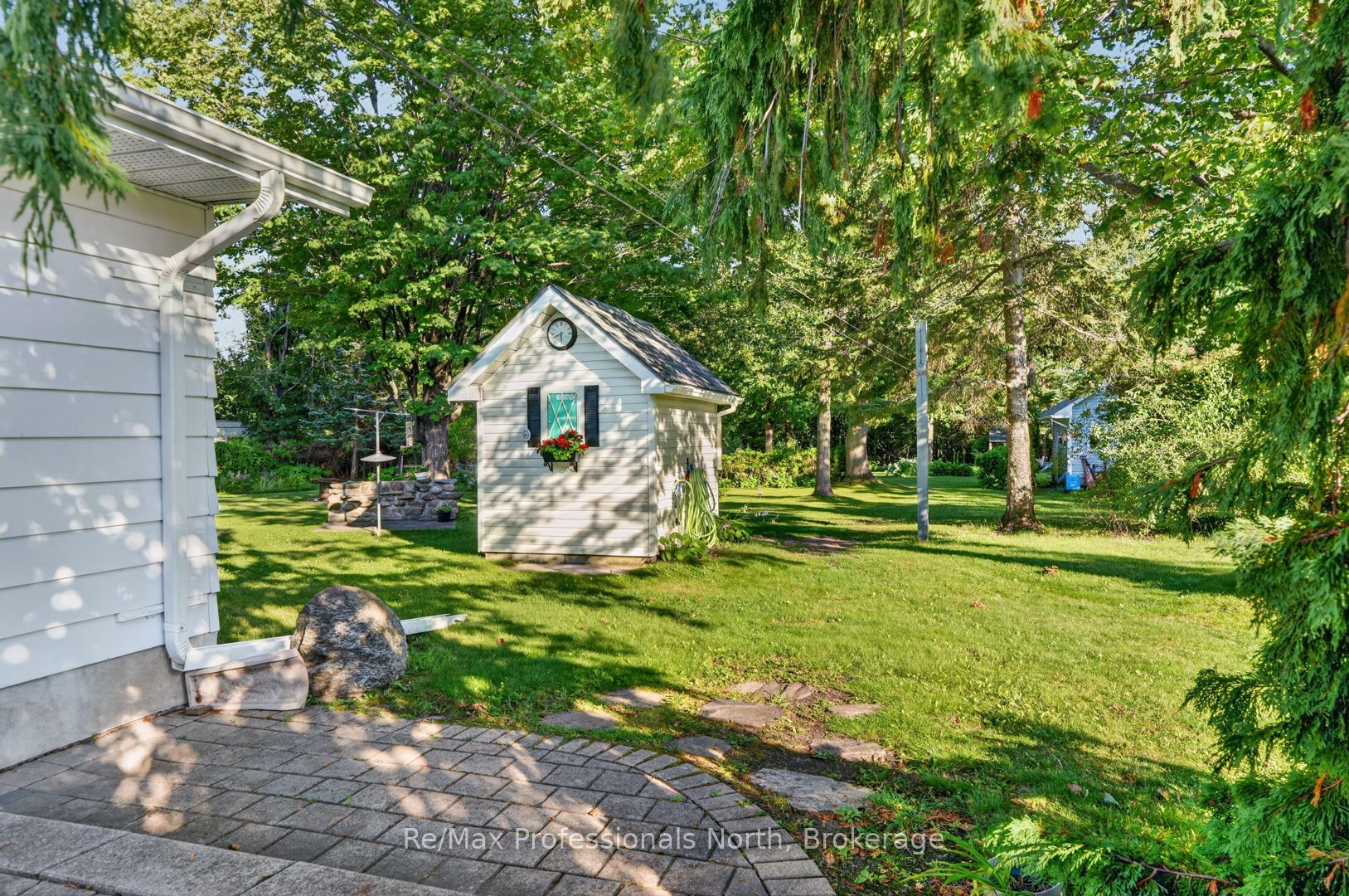2381 11 Highway Property Photo 35