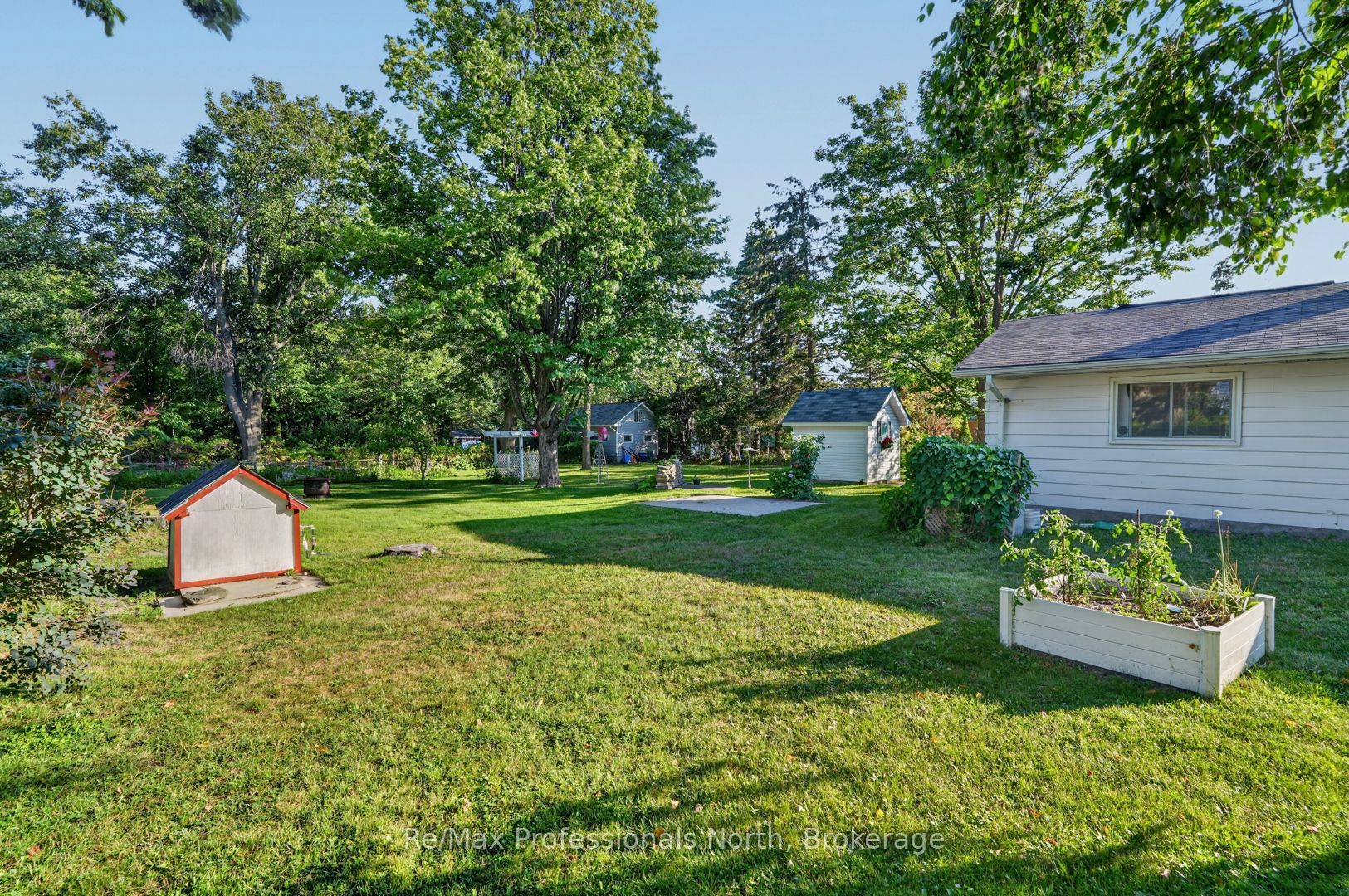 2381 11 Highway Property Photo 37