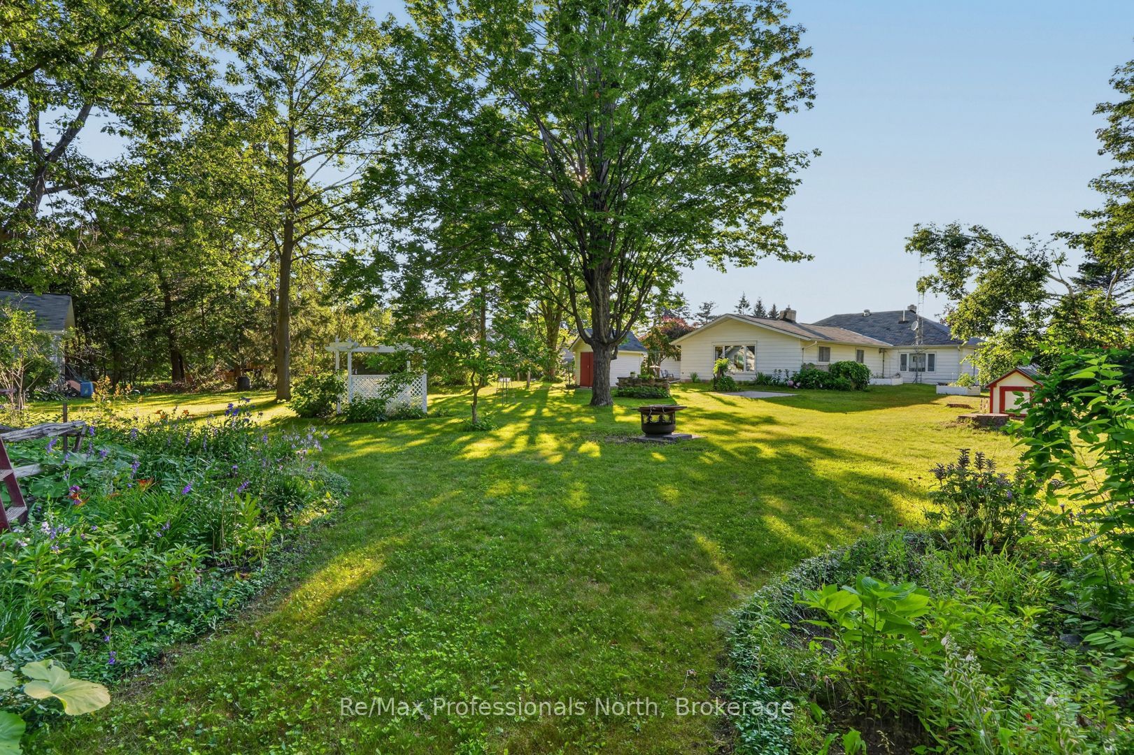 2381 11 Highway Property Photo 38