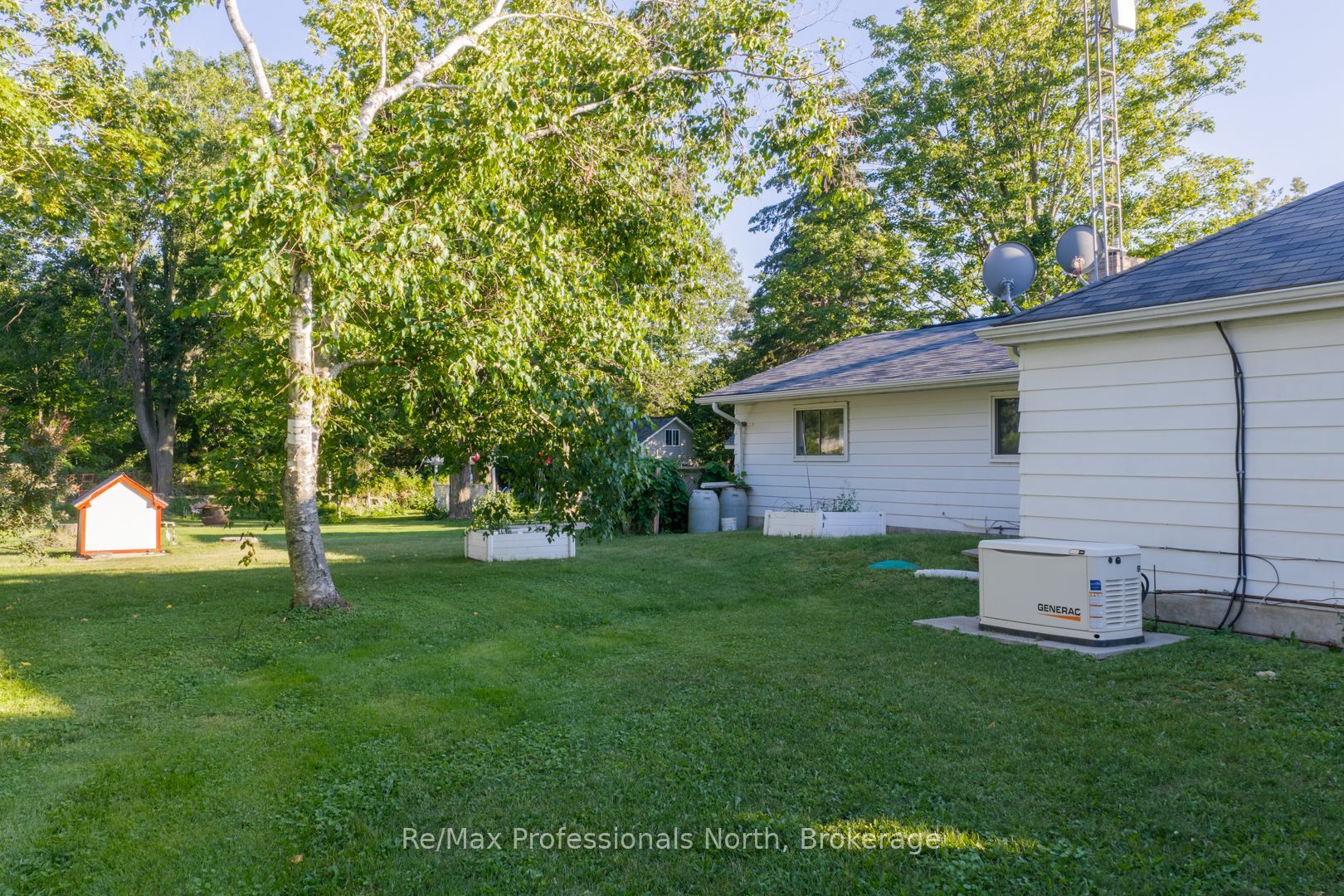 2381 11 Highway Property Photo 45