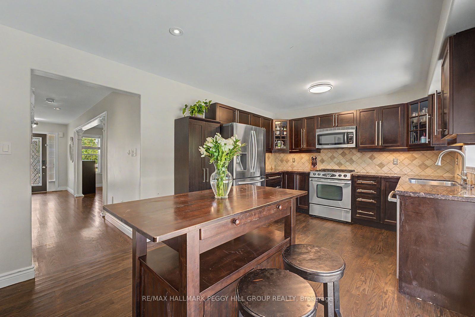 16 Blackbird Lane Property Photo 5