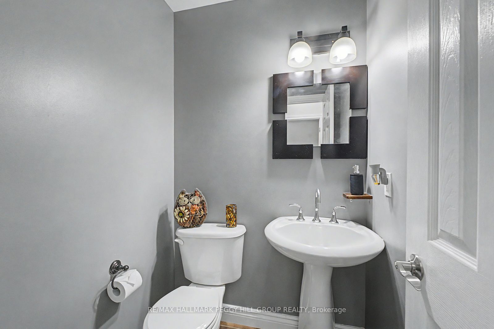 16 Blackbird Lane Property Photo 11