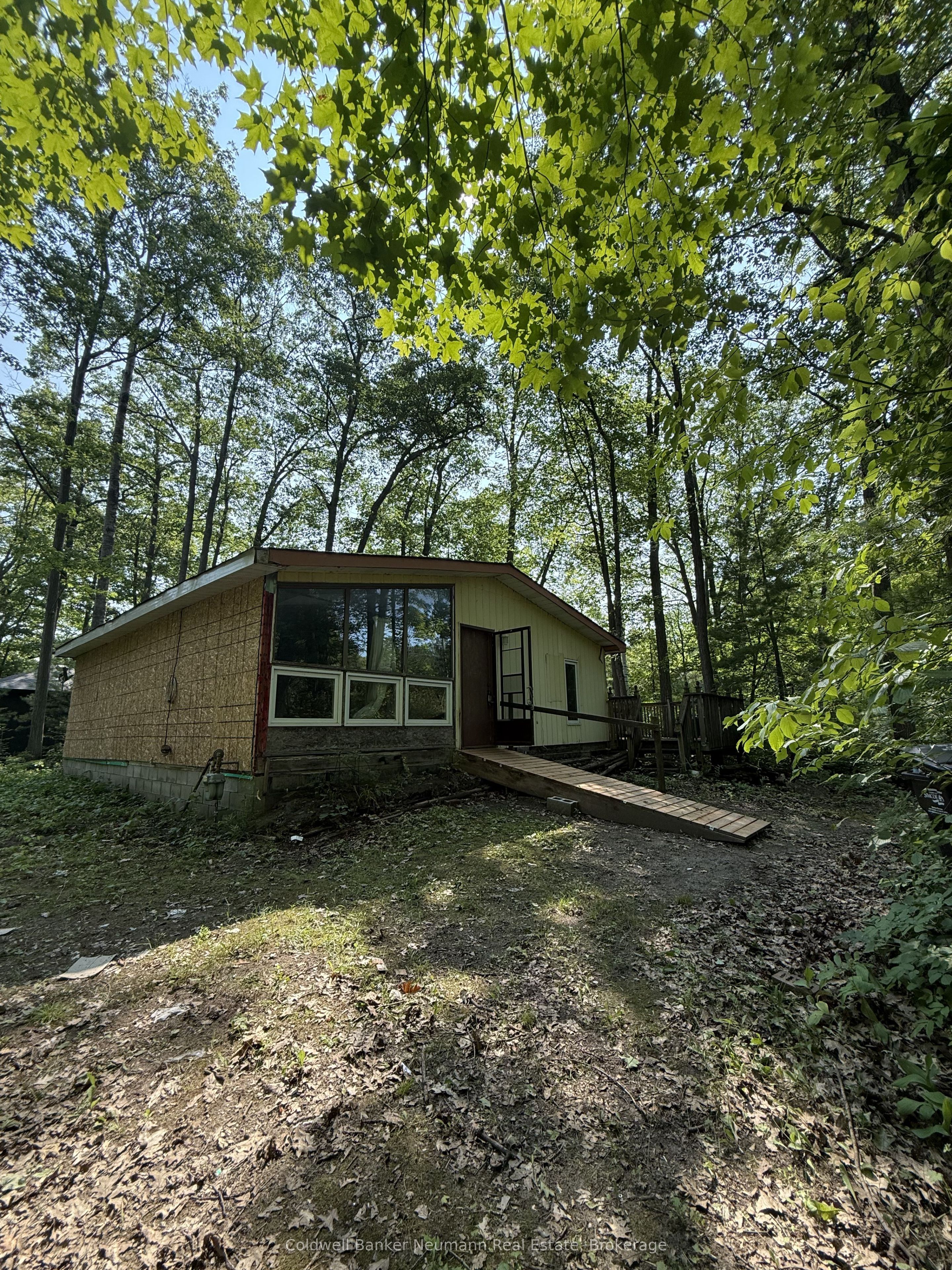 808 Oxbow Park Drive Property Photo 1