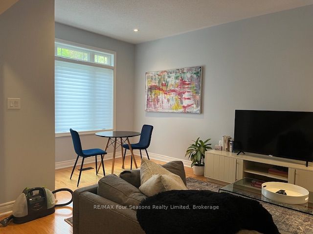 29 North Maple Street Property Photo 7