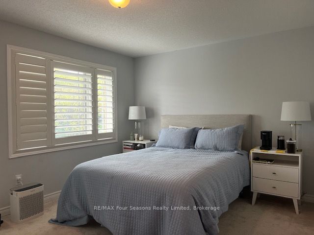 29 North Maple Street Property Photo 9