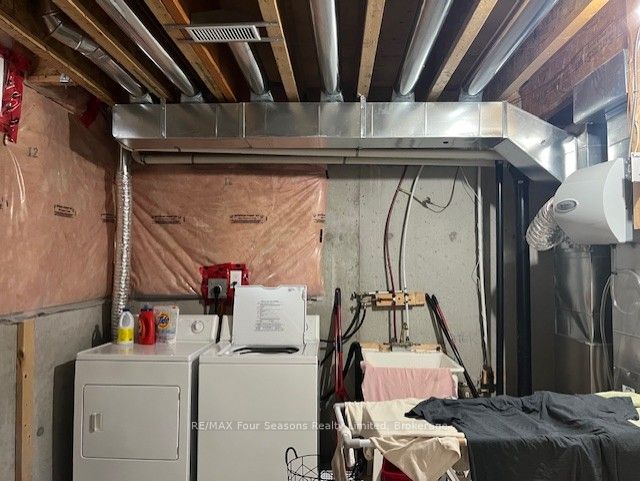 29 North Maple Street Property Photo 18