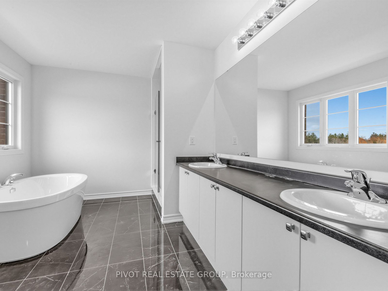 70 Calypso Avenue Property Photo 27