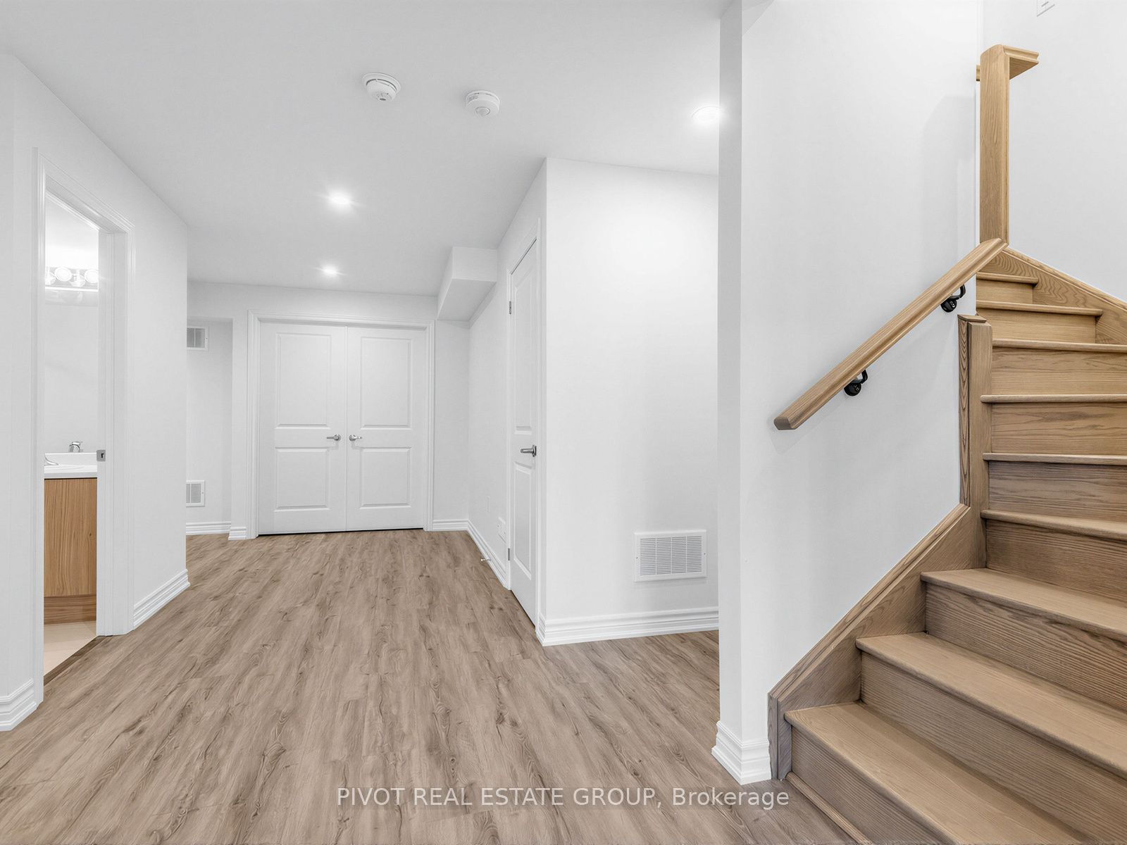 70 Calypso Avenue Property Photo 33